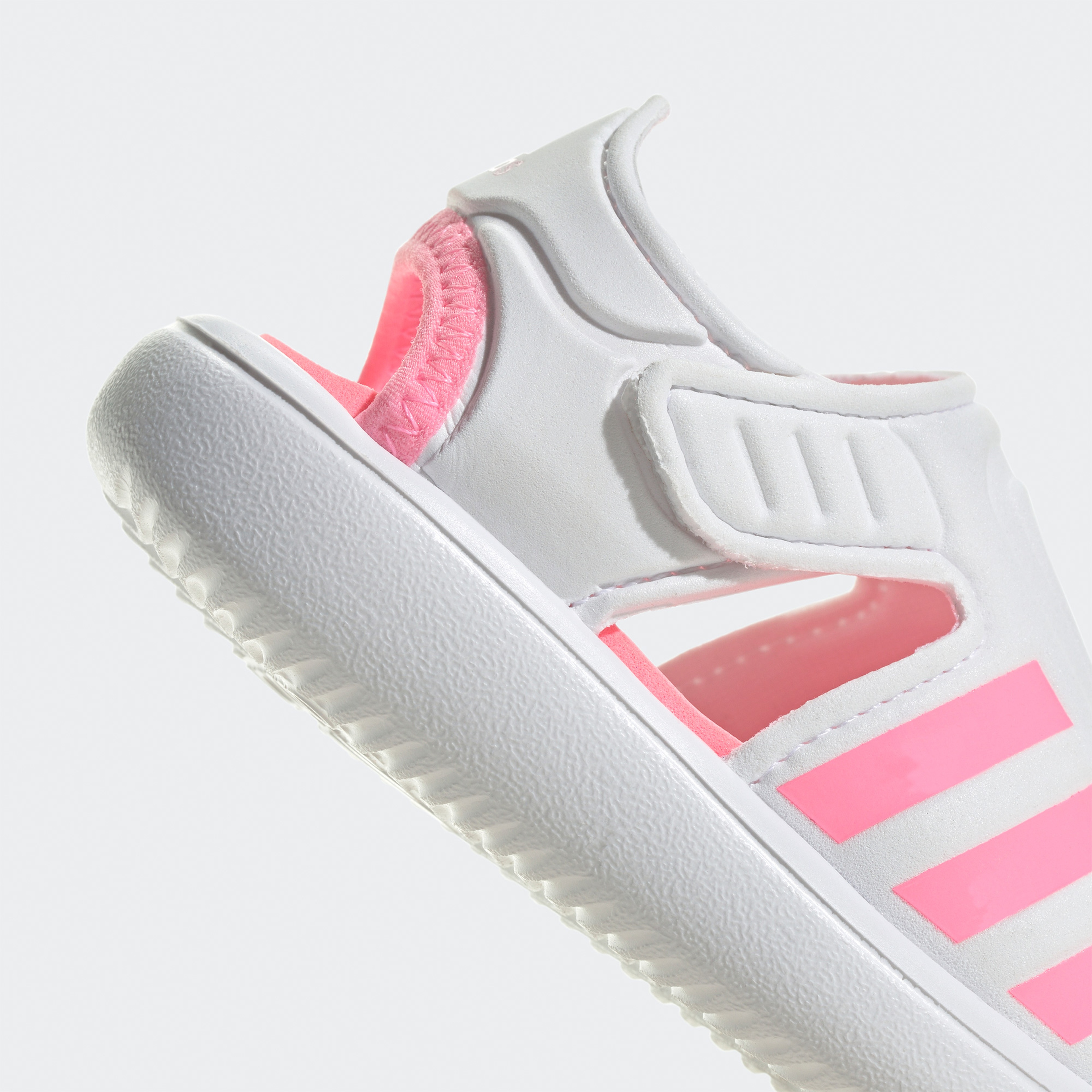 adidas Closed-Toe Summer Bebek Beyaz Sandalet