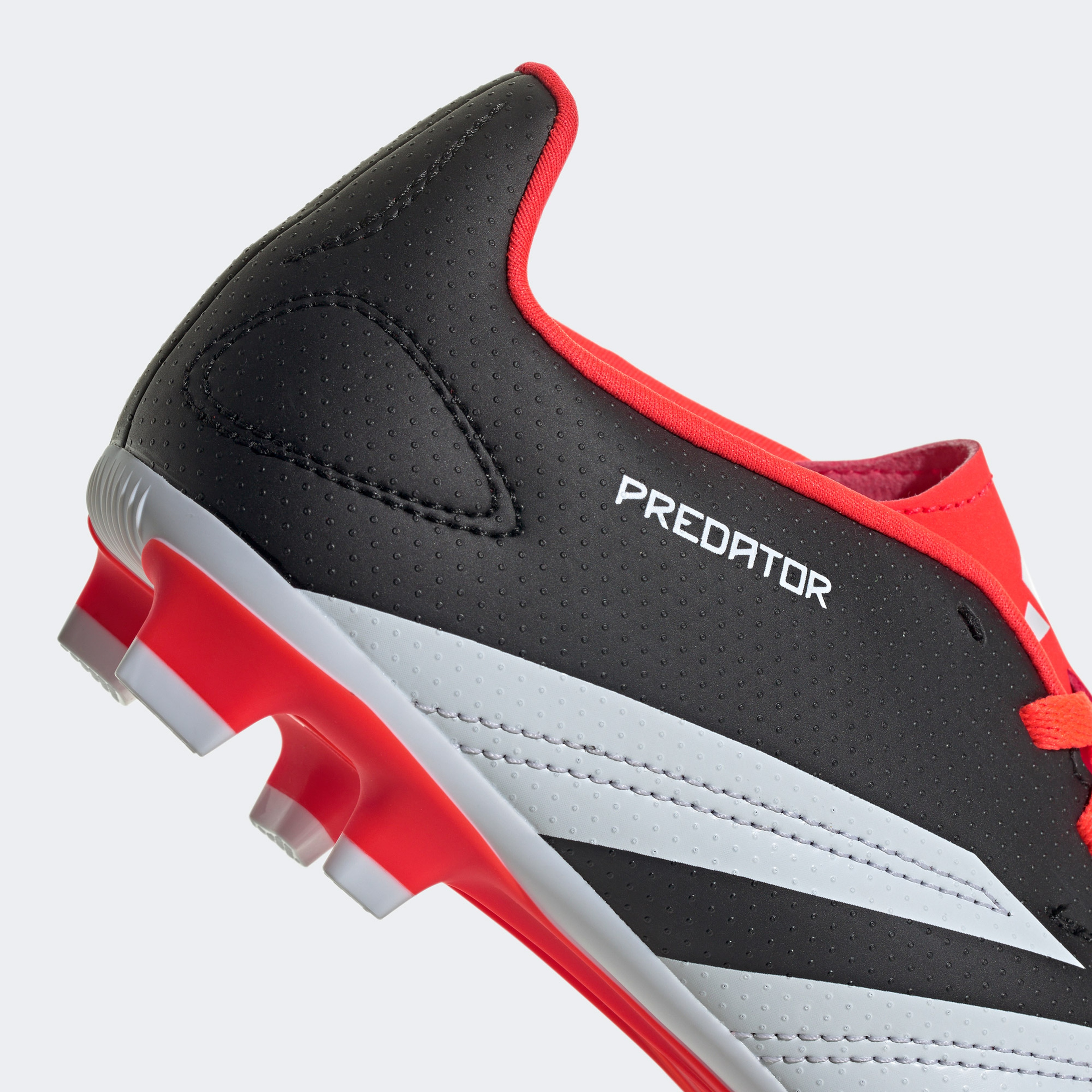 adidas Predator Club Fxg Çocuk Siyah Krampon