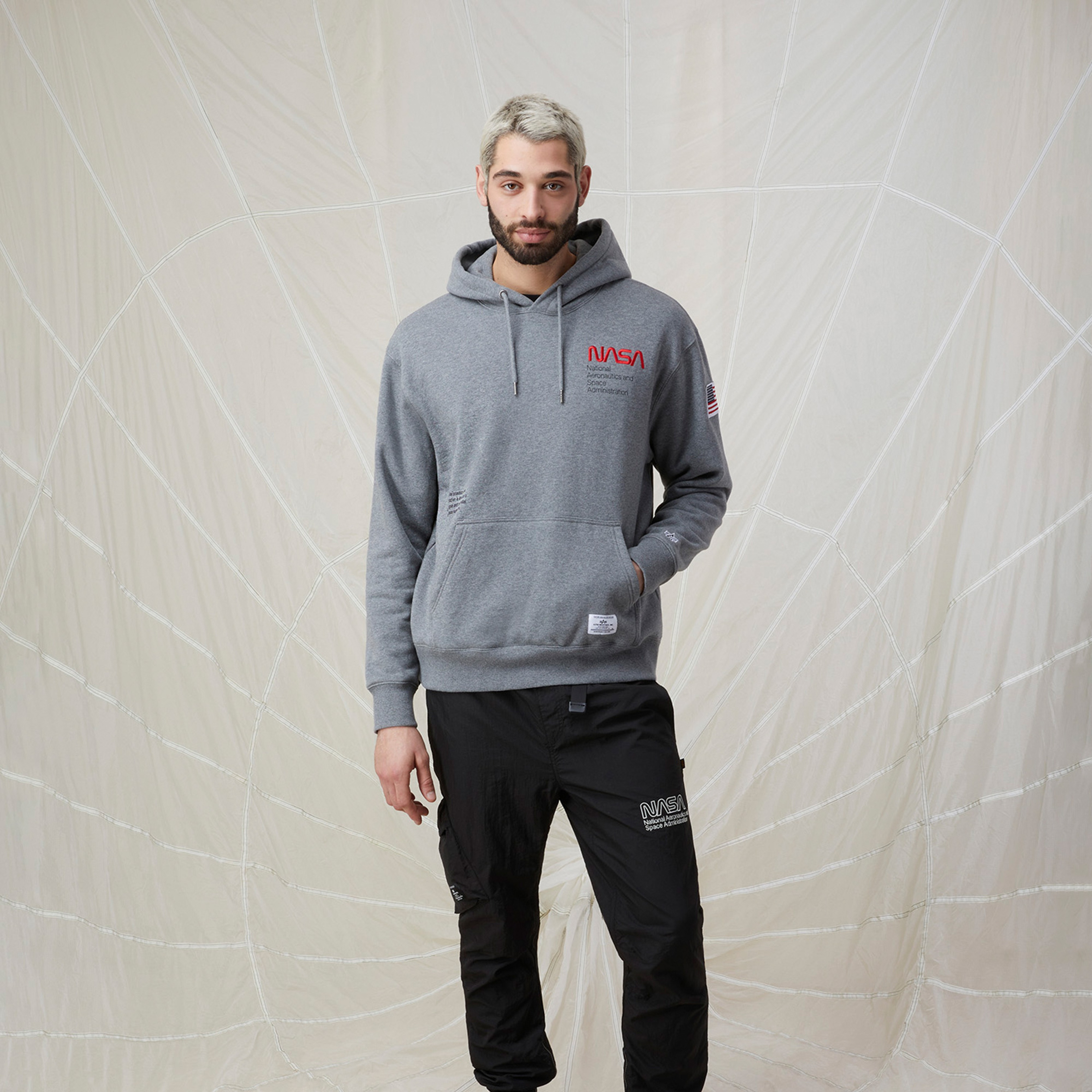 Alpha Industries Nasa Erkek Gri Hoodie