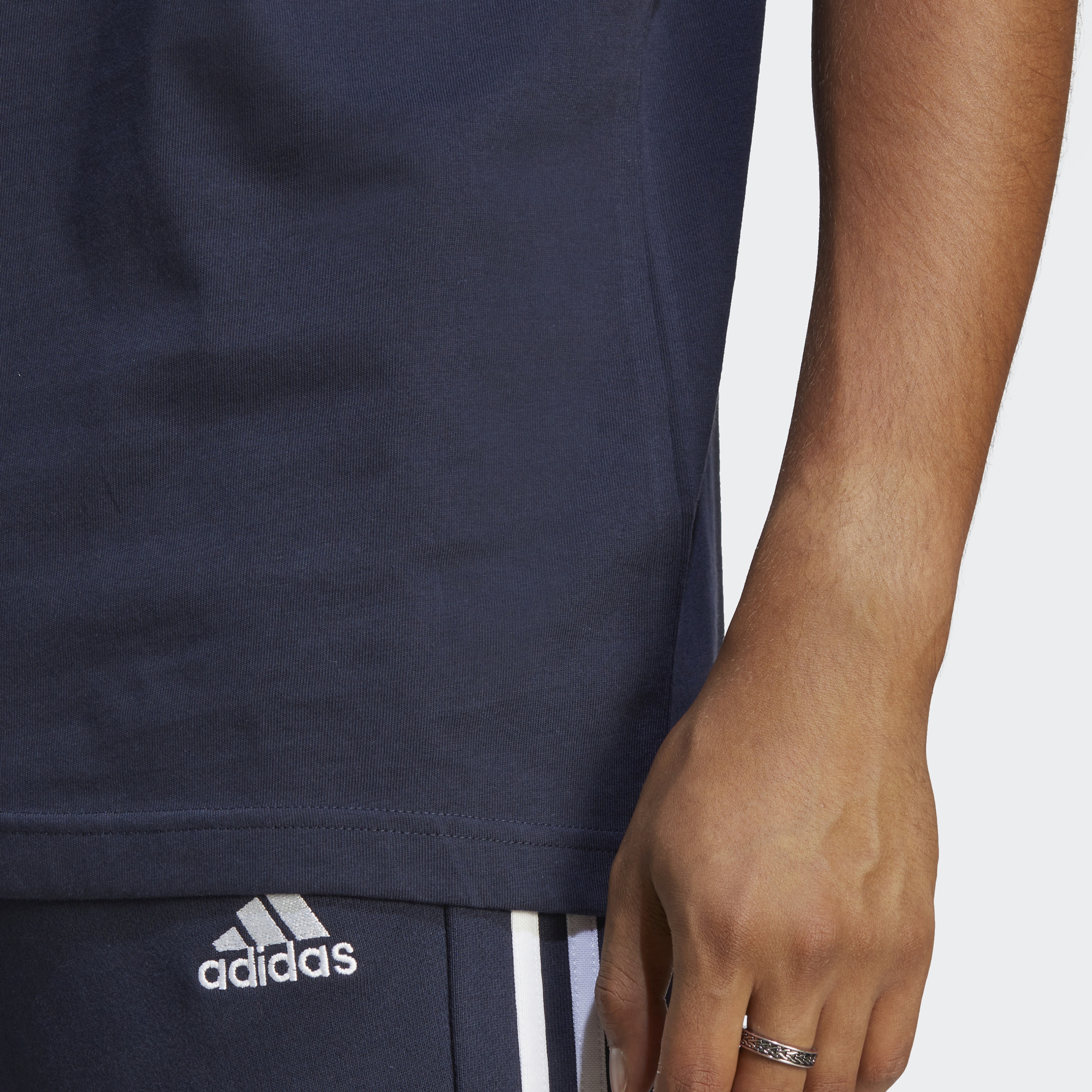 adidas Essentials Single Jersey 3-Stripes Erkek Mavi T-Shirt