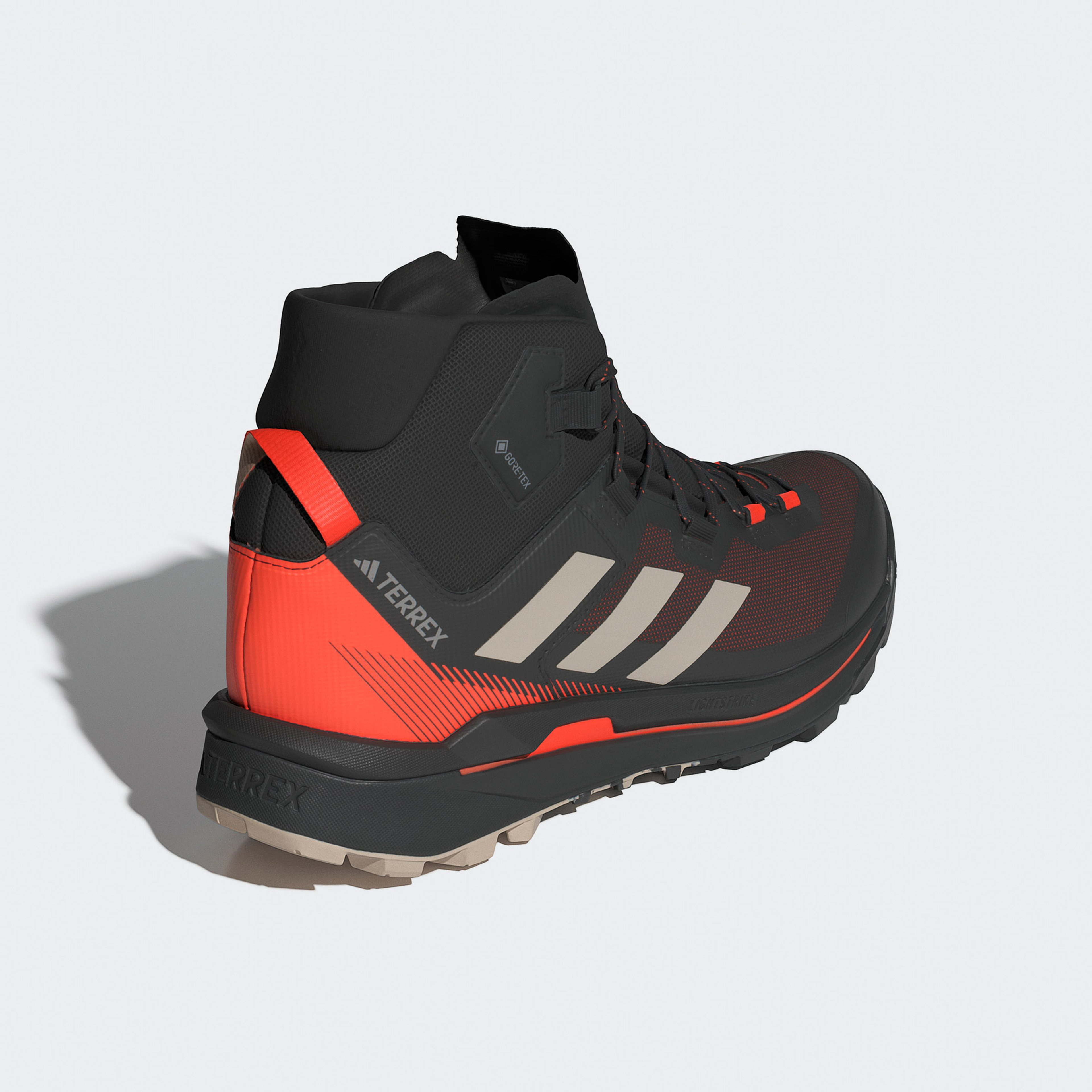 adidas Terrex Skychaser Tech Mid Gtx Erkek Siyah Spor Ayakkabı