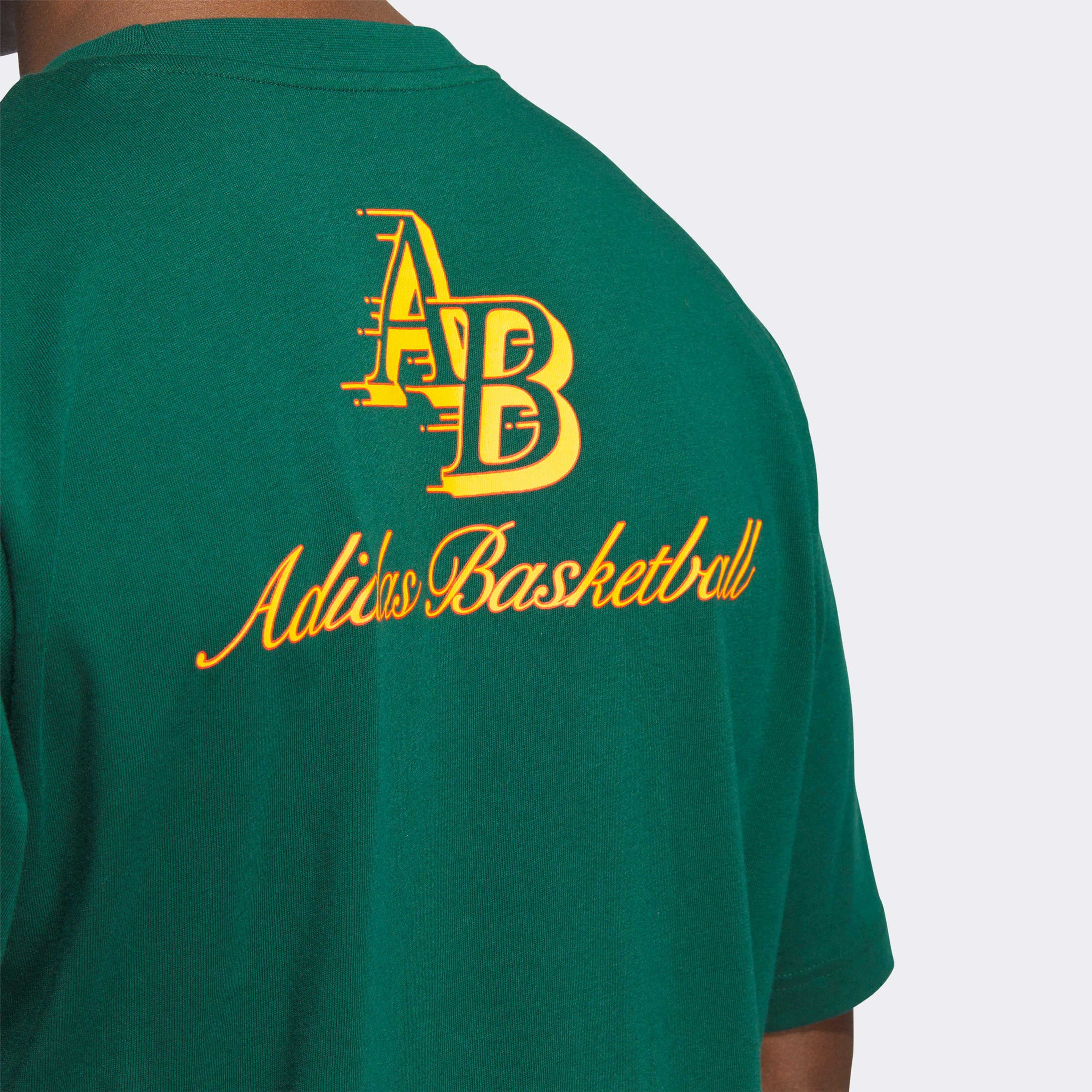 adidas Heritage Basketball Graphic Erkek Yeşil T-Shirt