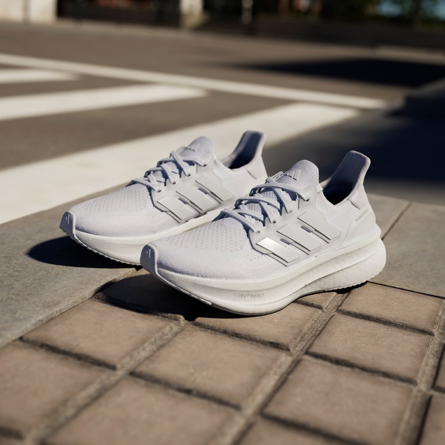 Adidas Beyaz Adidas Ultraboost 5