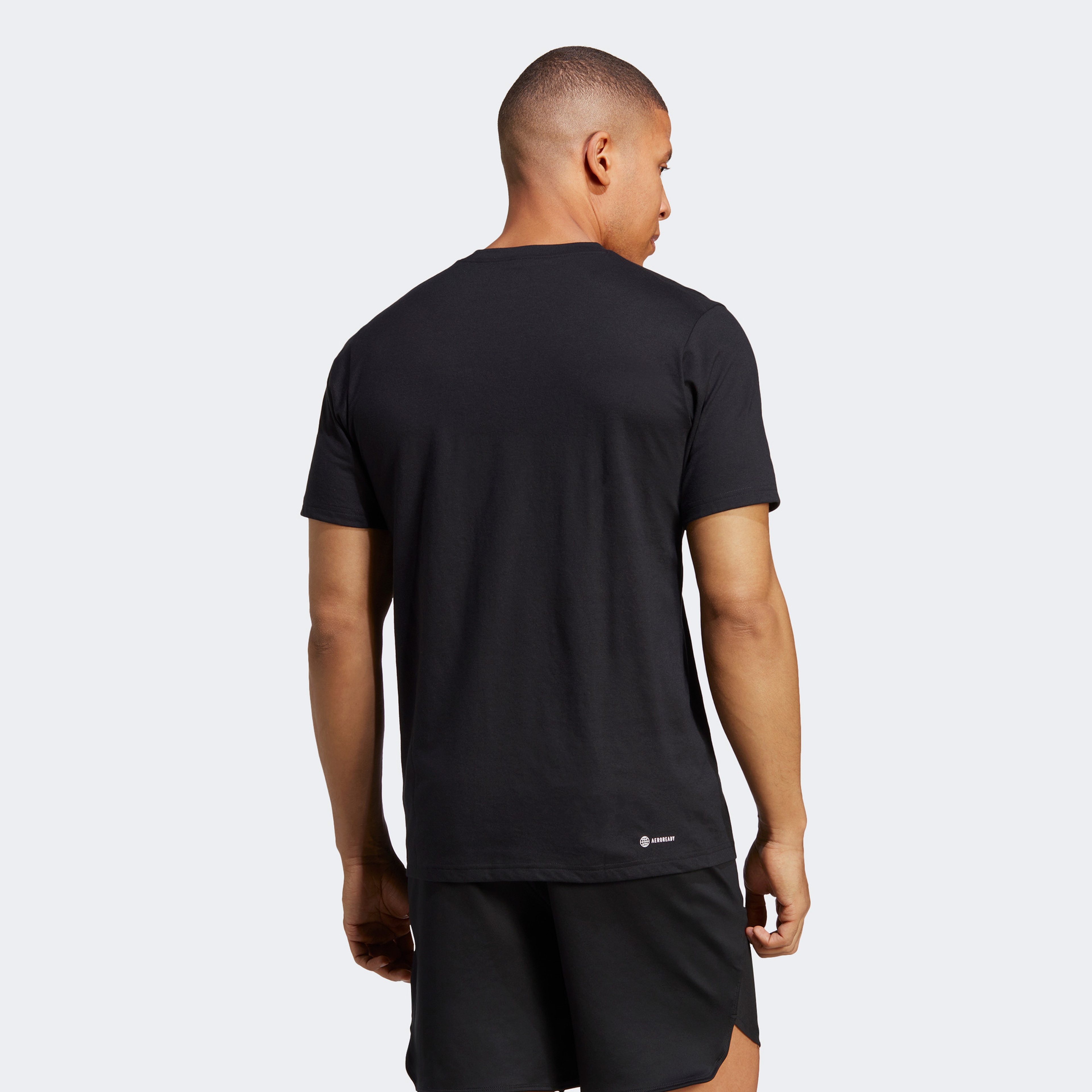 Adidas Erkek Siyah T-Shirt