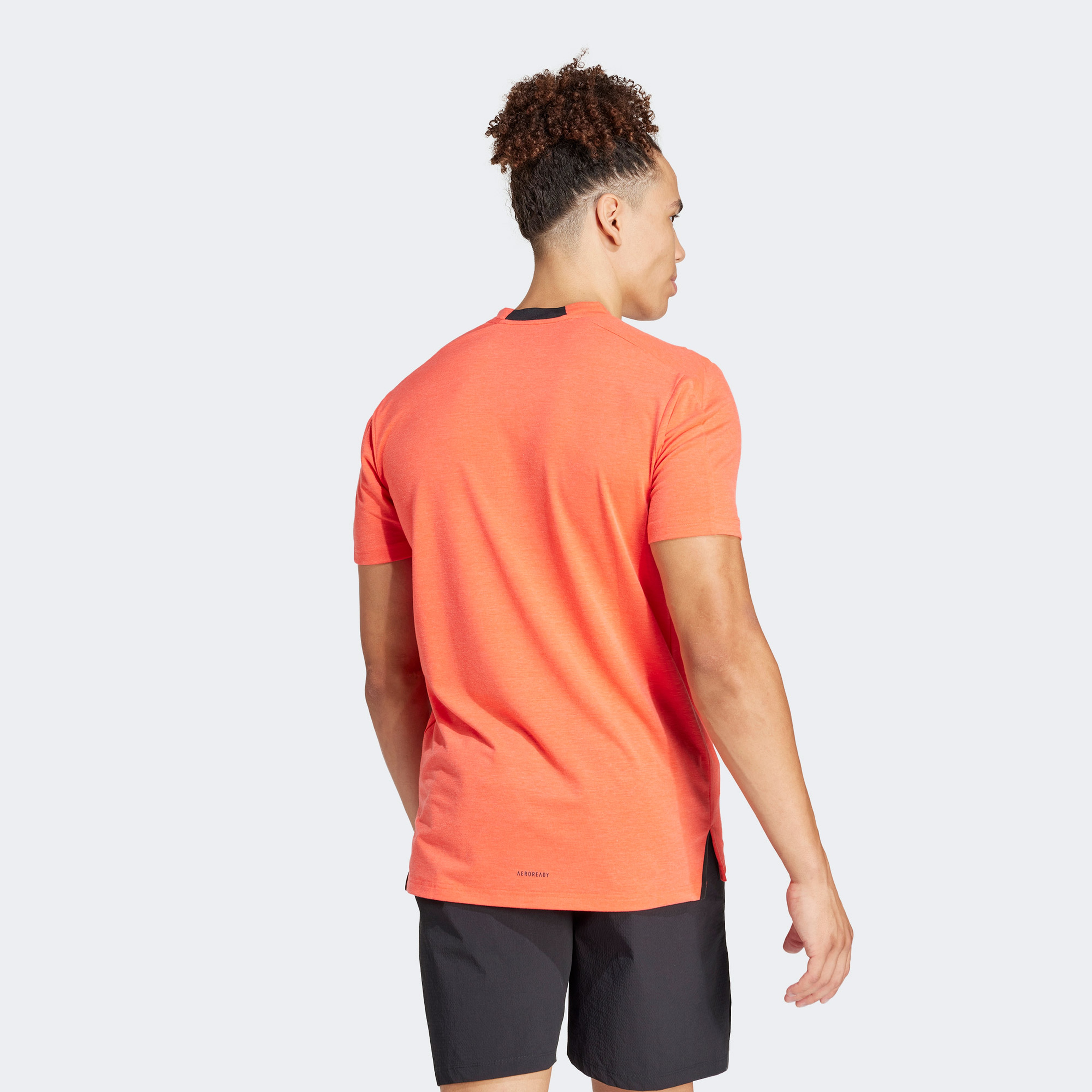 adidas Designed for Training Erkek Turuncu T-Shirt
