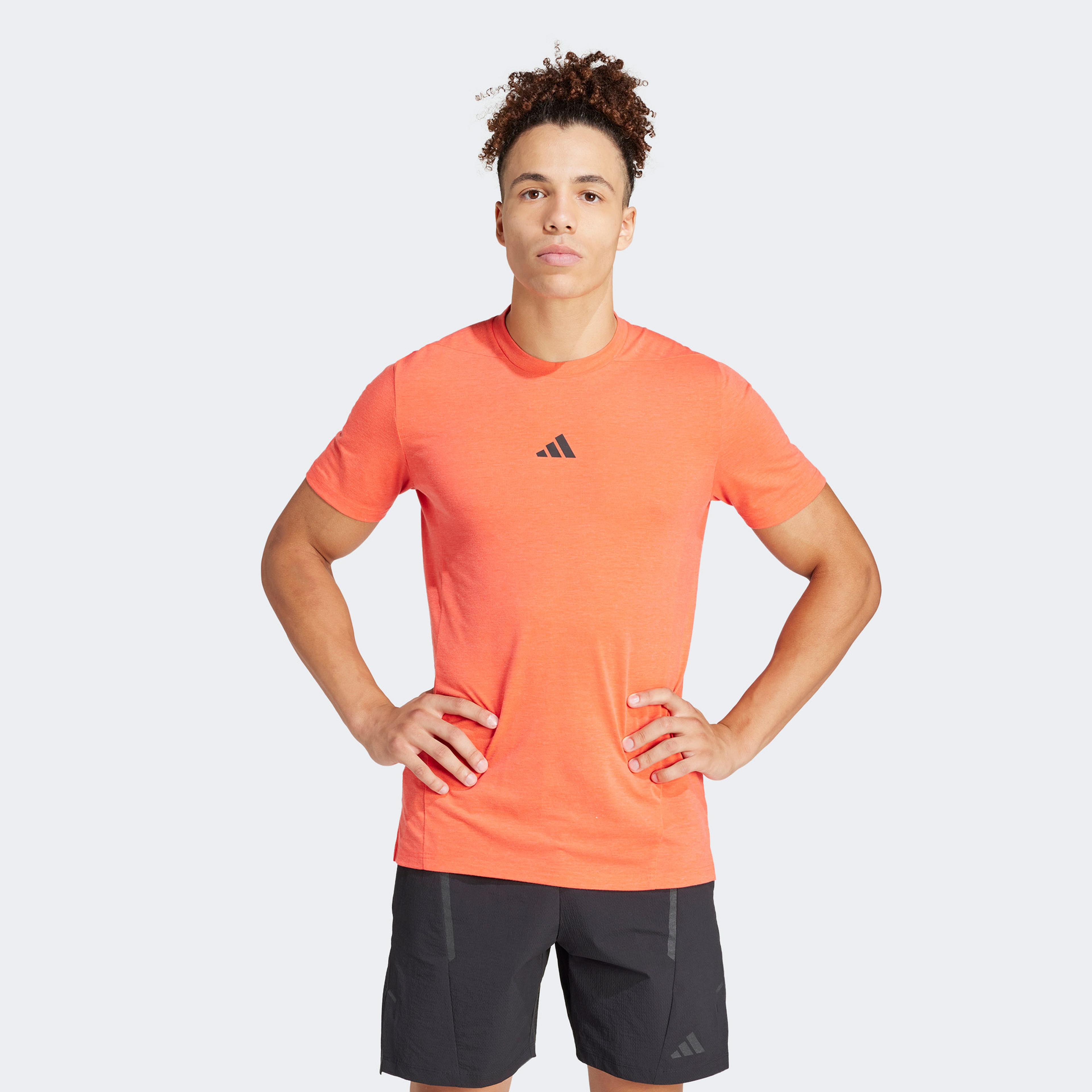 adidas Designed for Training Erkek Turuncu T-Shirt