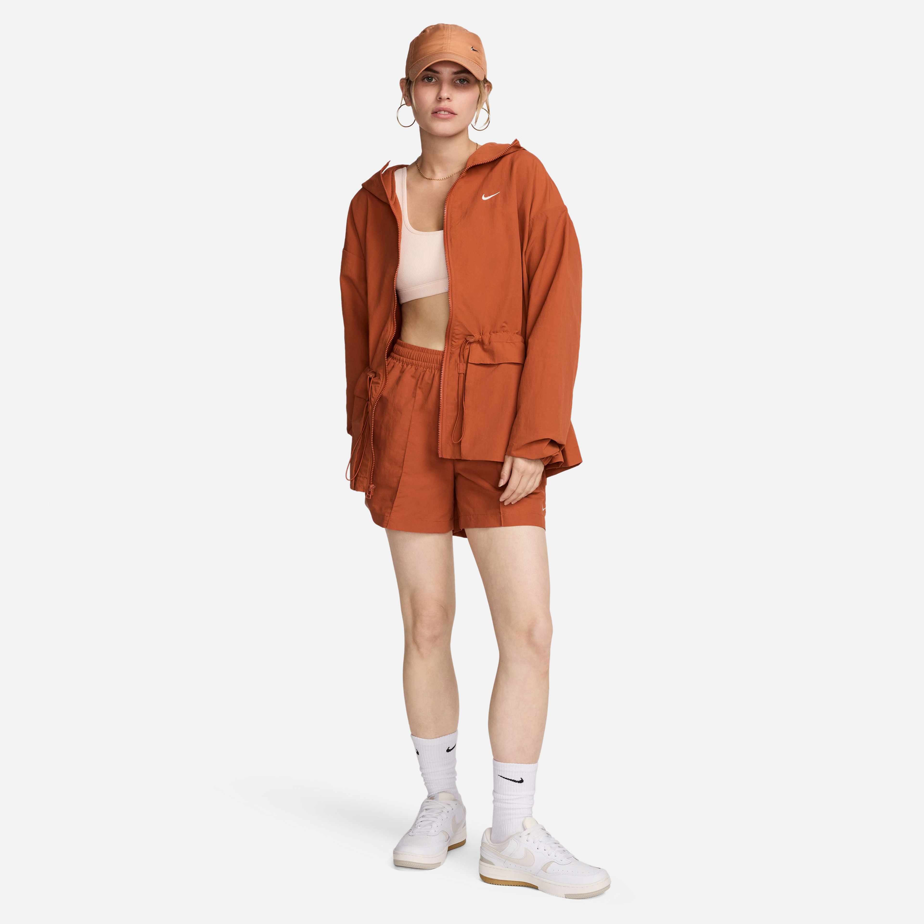 Nike Sportswear Everything Wovens Kadın Turuncu Şort