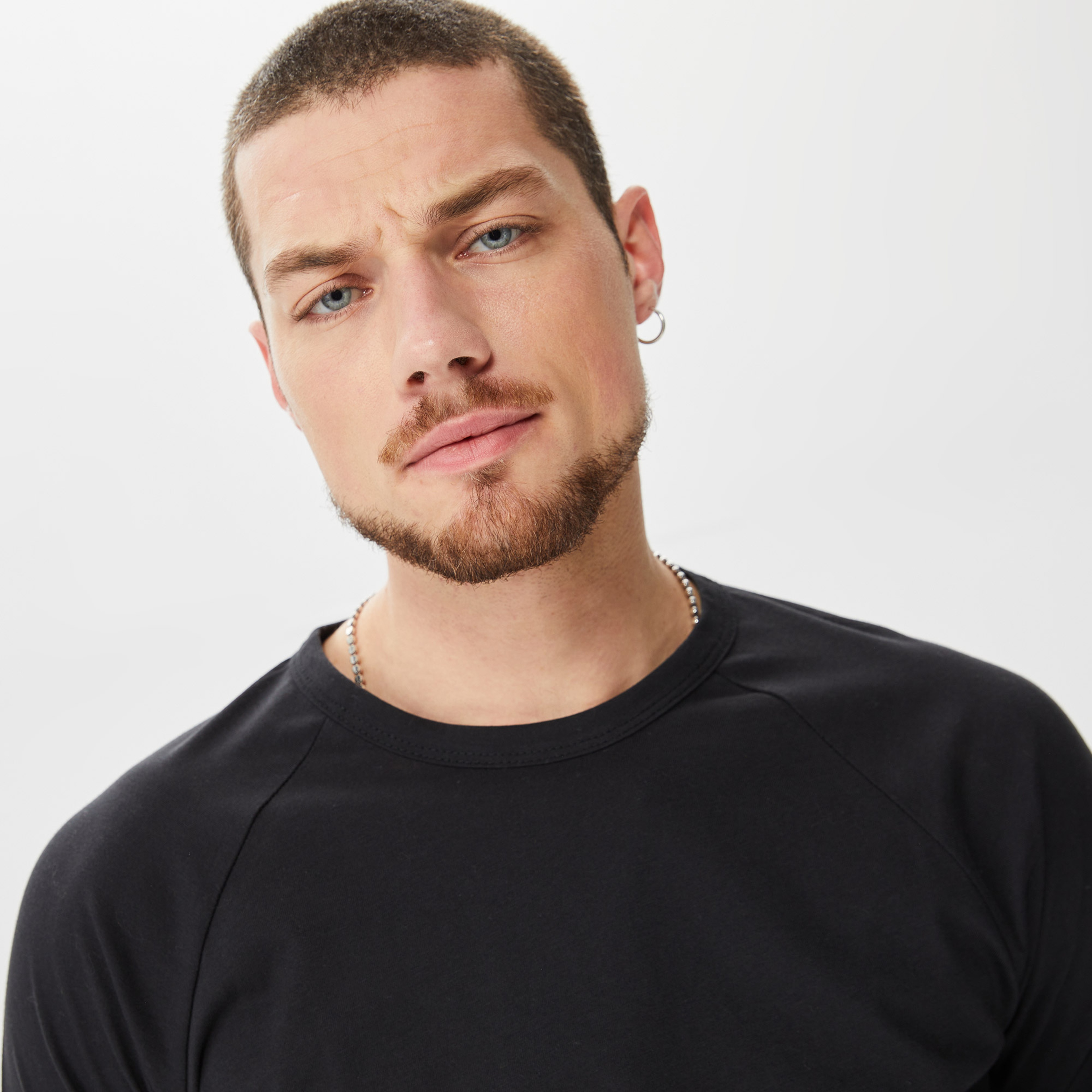 Holeacademie Essentials Erkek Siyah T-Shirt