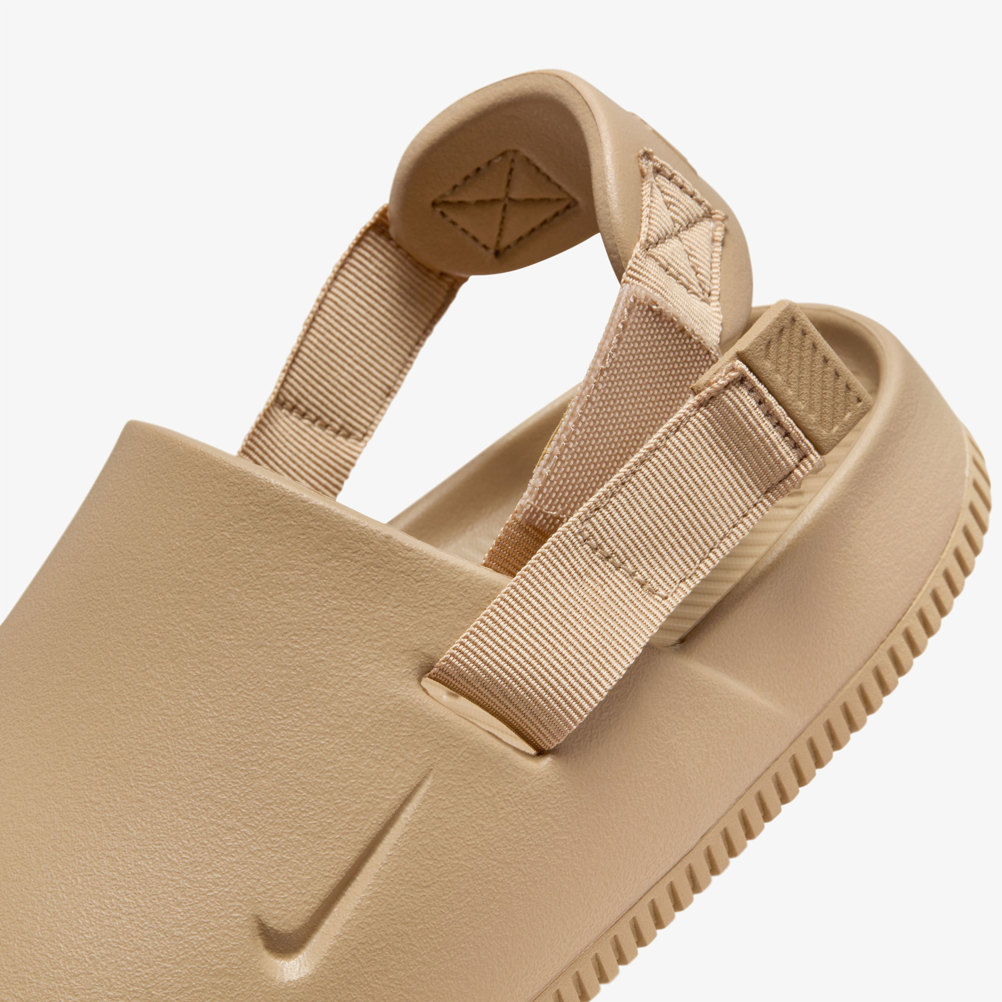 【フェレナ】　リフトタンク　Mサイズ Nike Calm Mule Kadın Krem Terlik36,5FB2185| Occasion
