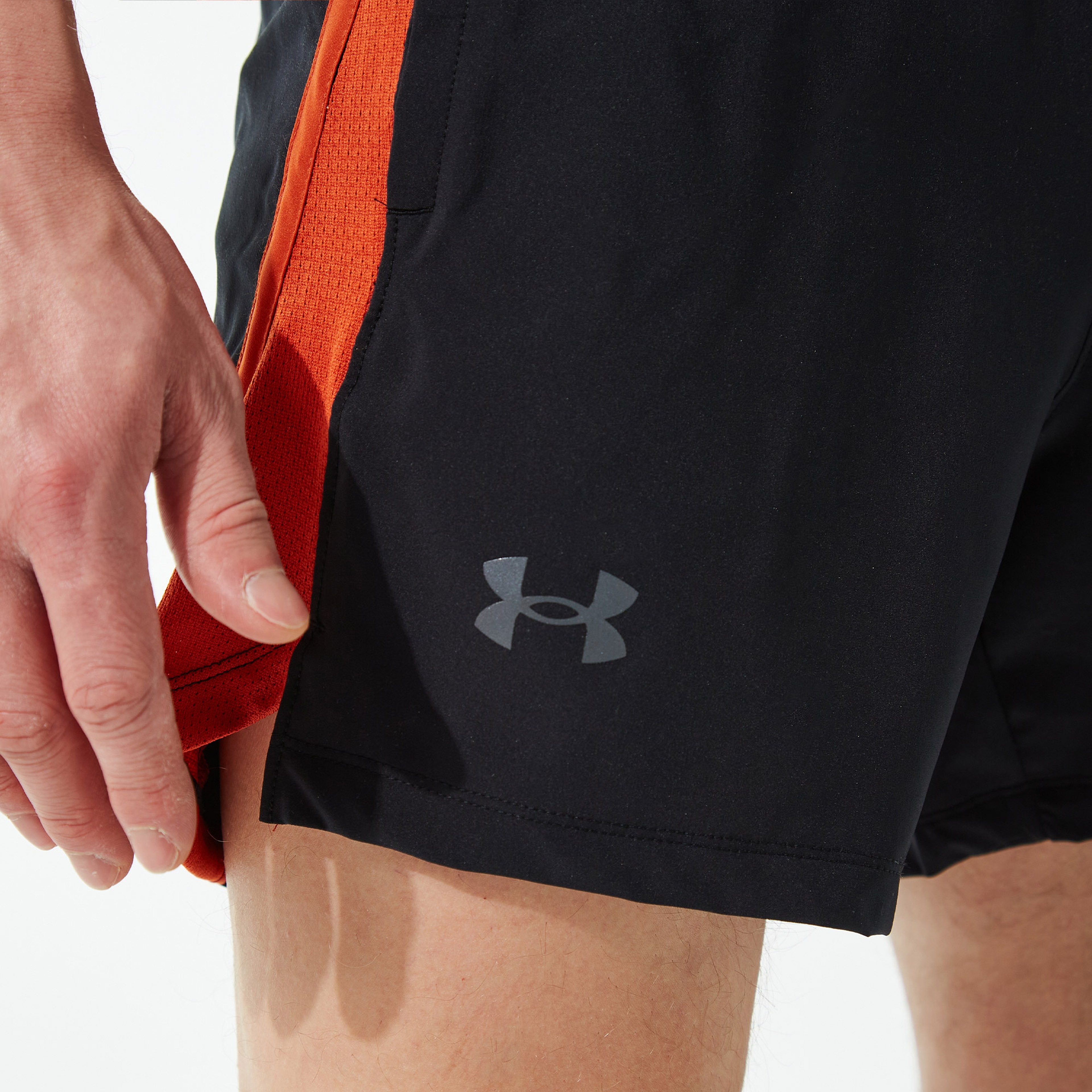 Under Armour Launch 5 İnç Erkek Siyah Şort