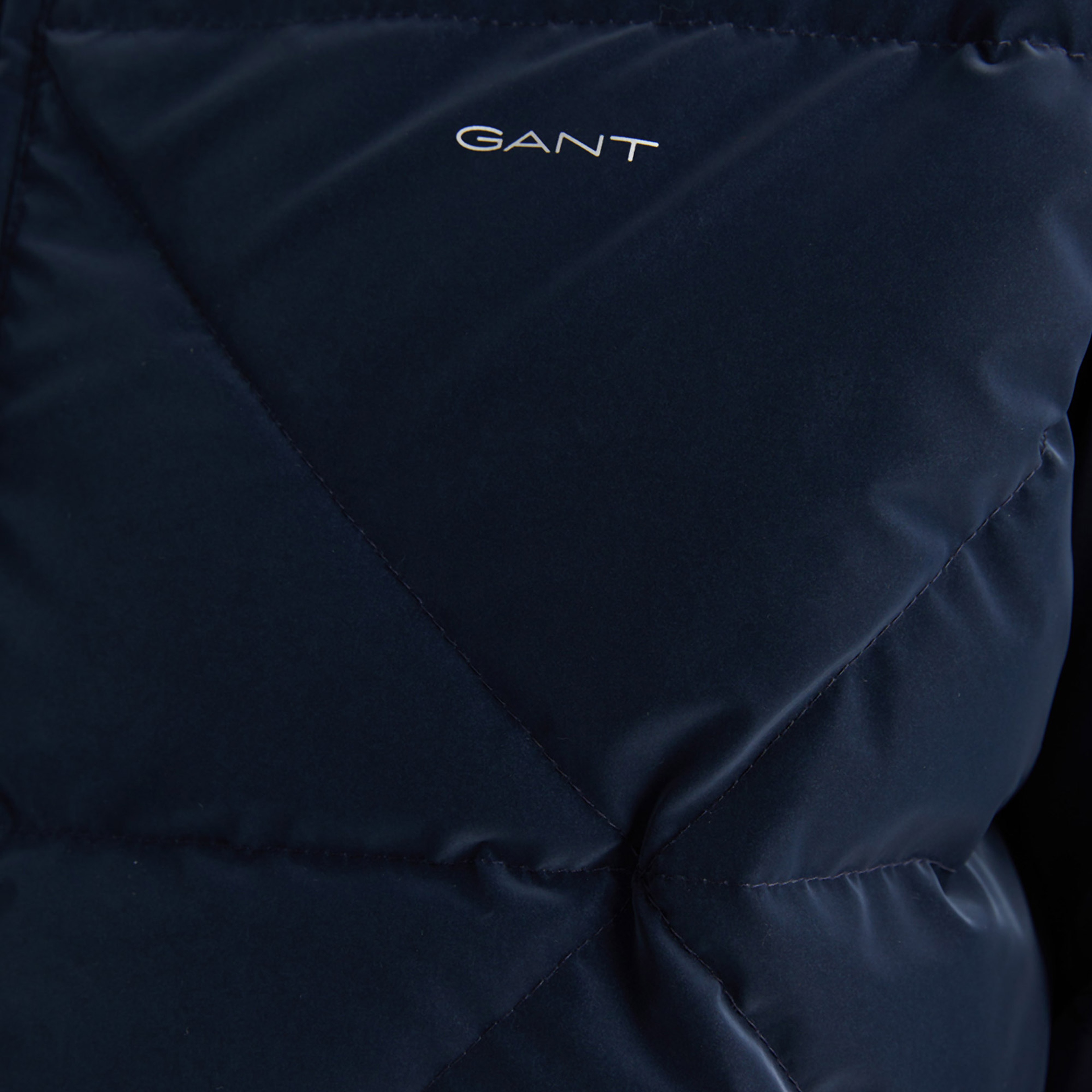 GANT Kadın Lacivert Kapüşonlu Kapitone Mont