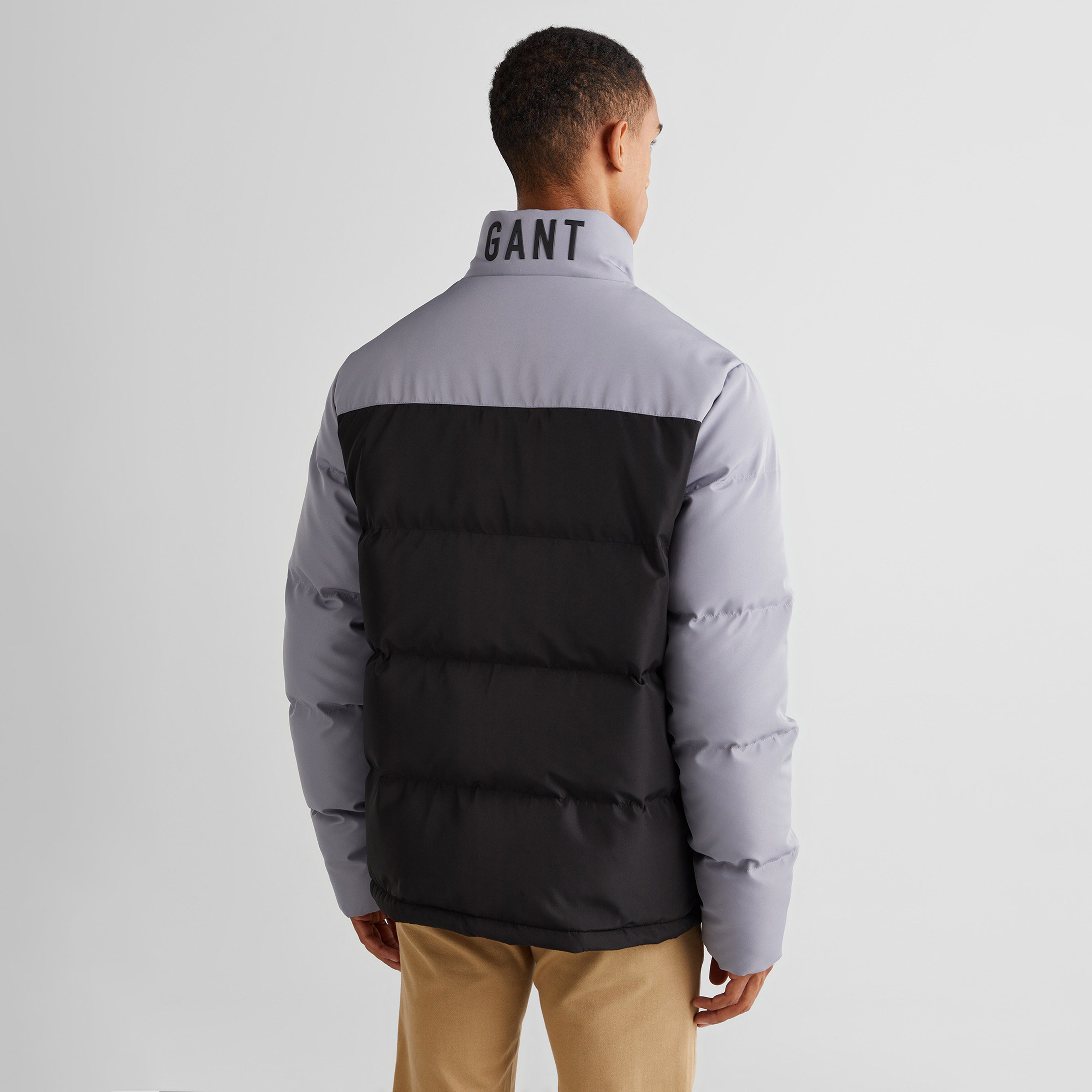 GANT Erkek Siyah Dik Yaka Logolu Mont