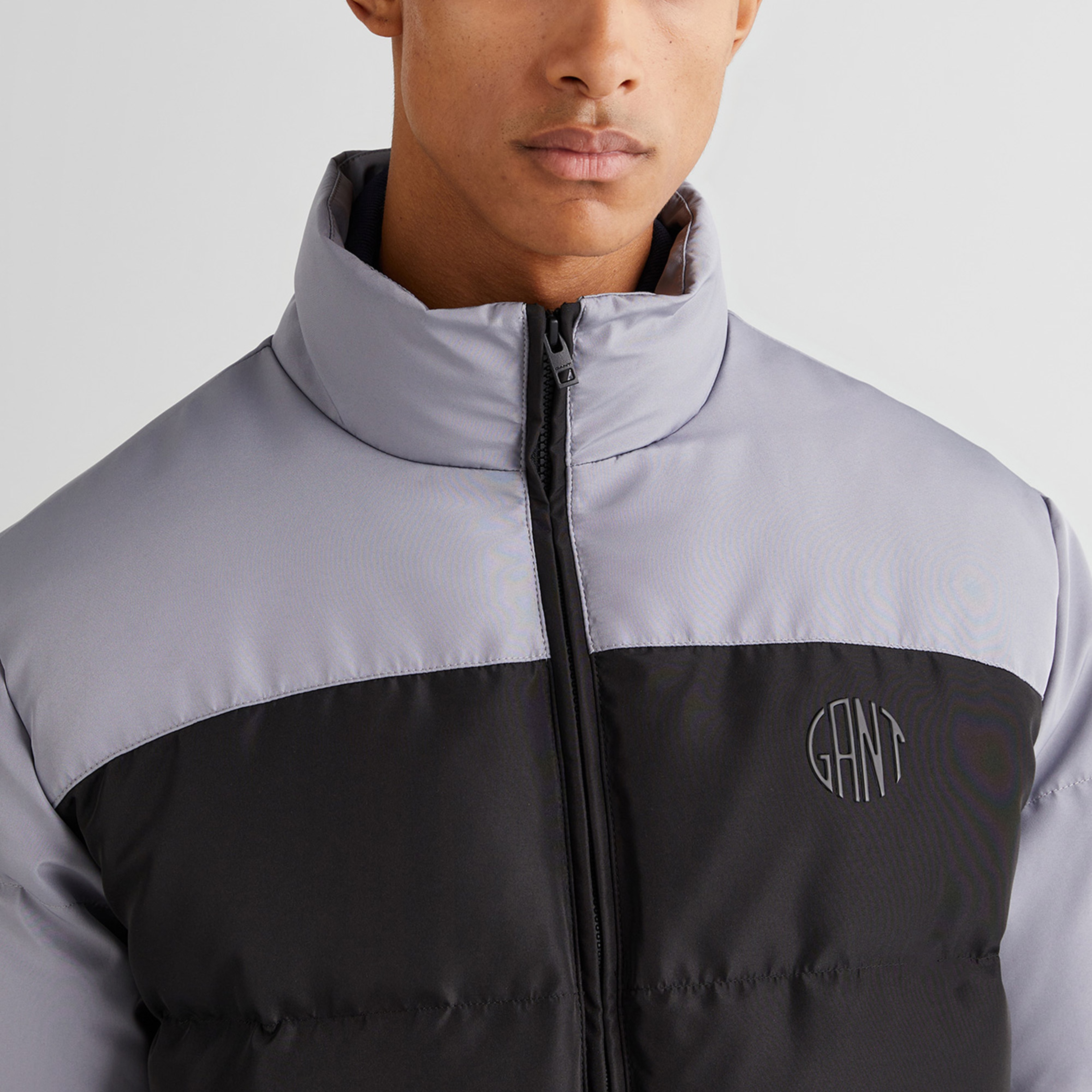 GANT Erkek Siyah Dik Yaka Logolu Mont