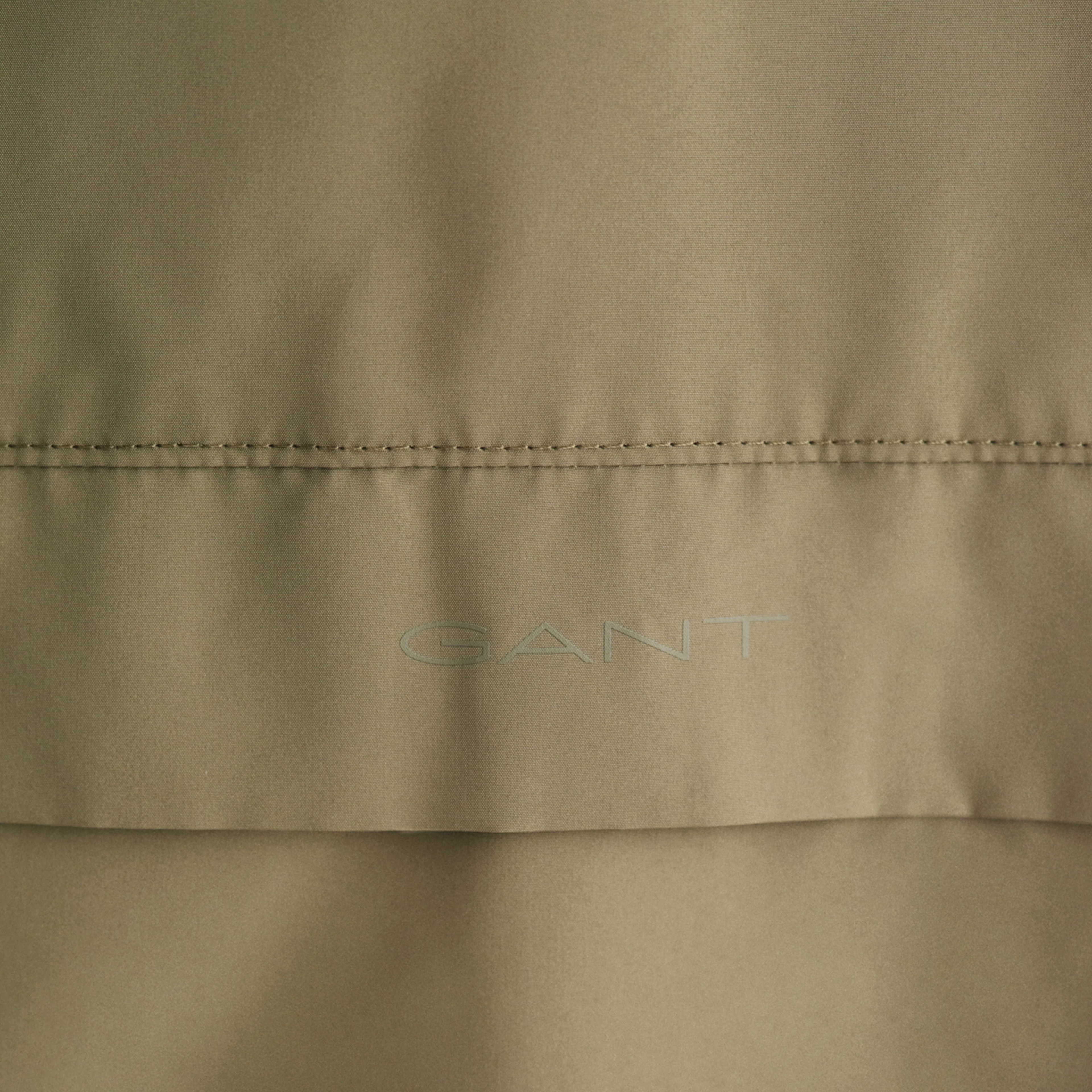 GANT Erkek Yeşil Kapüşonlu Rüzgarlık