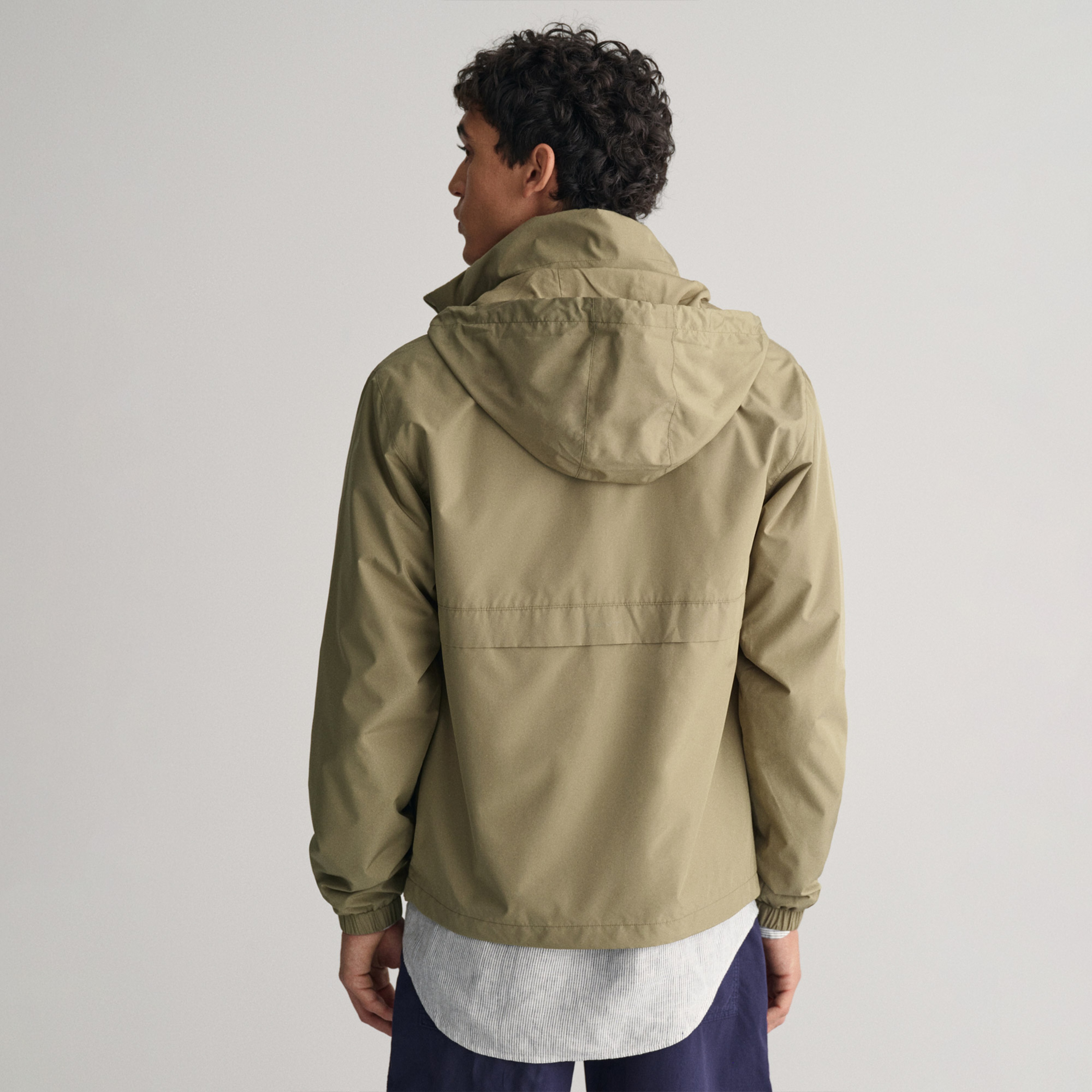 GANT Erkek Yeşil Kapüşonlu Rüzgarlık