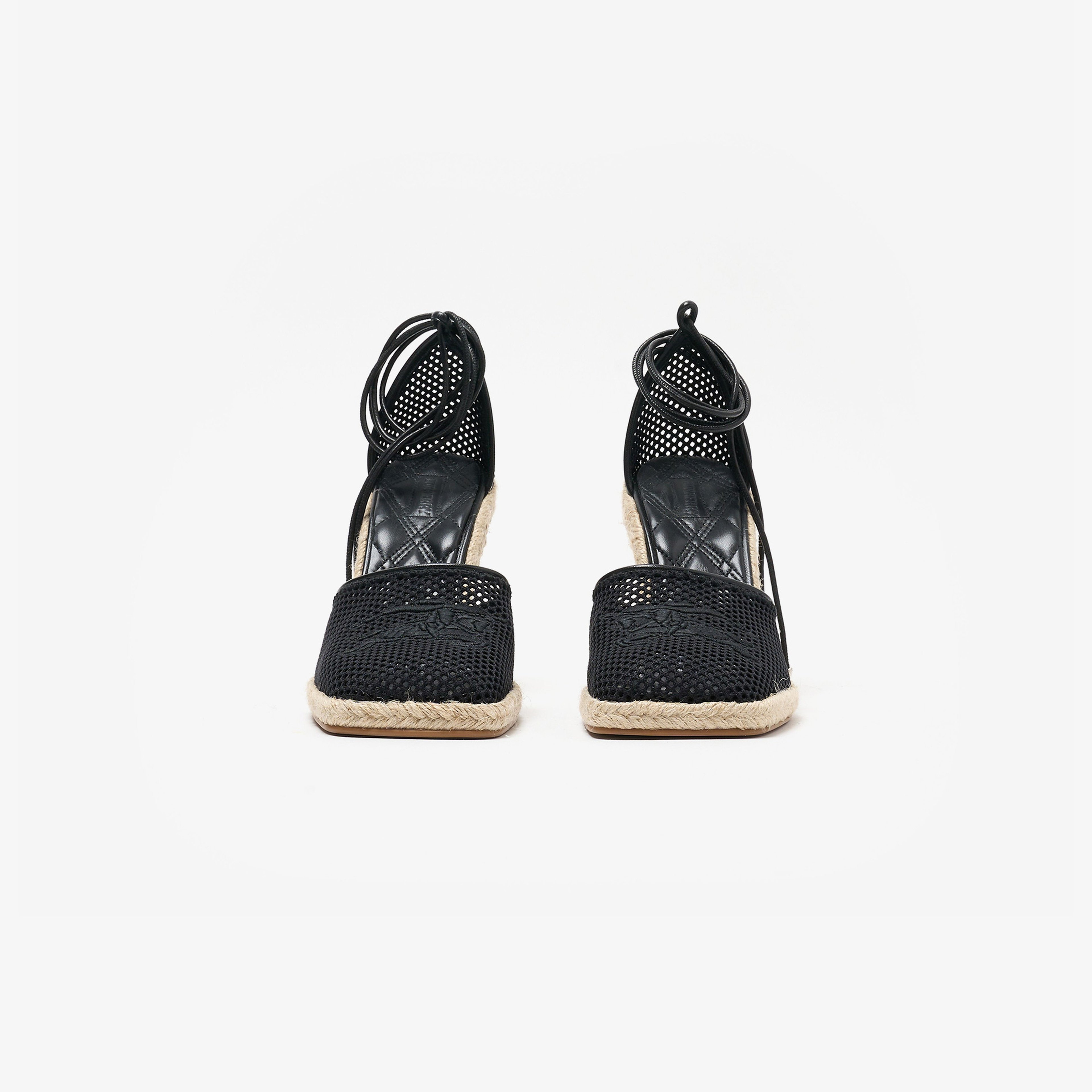 Burberry Kadın Siyah Ayakkabı