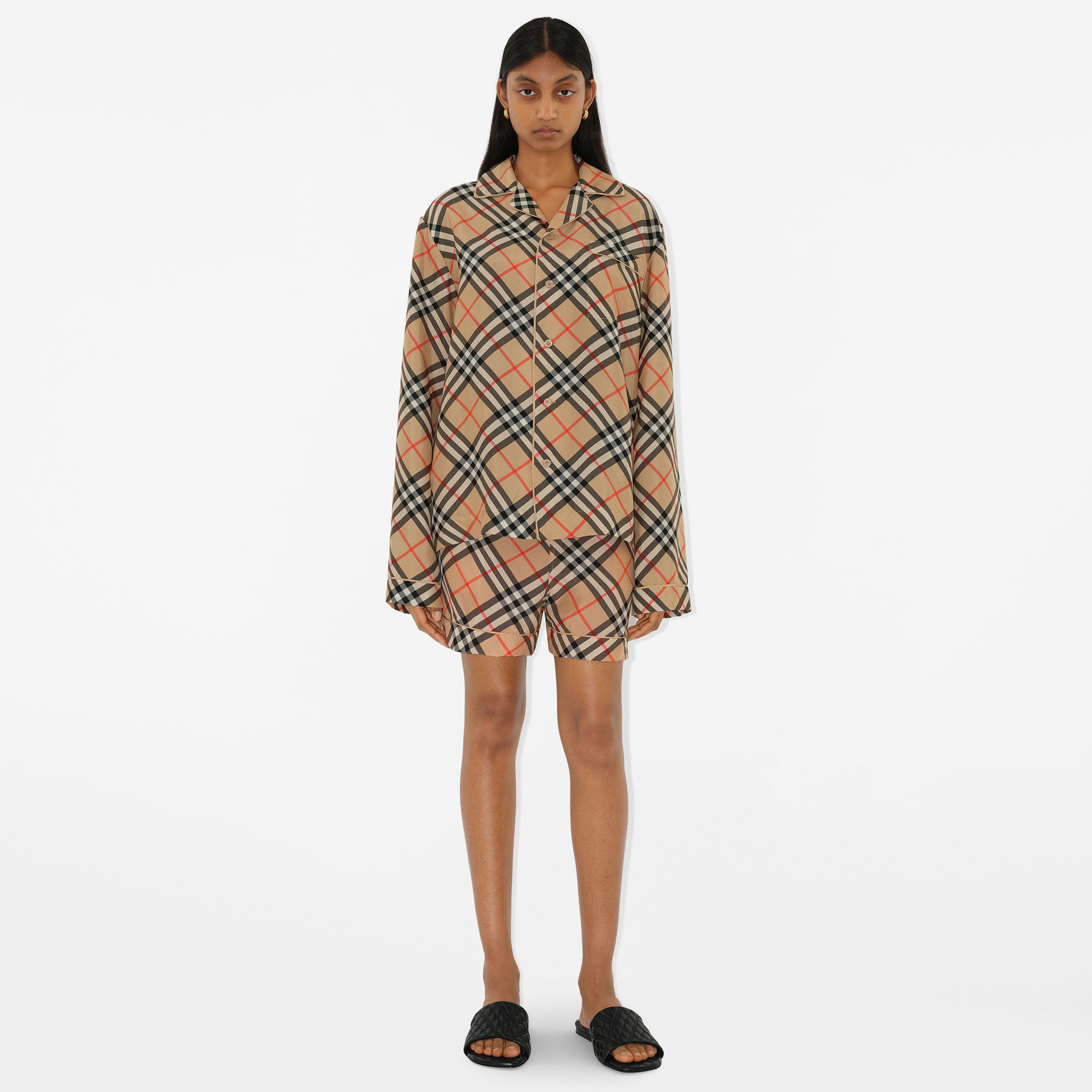 Burberry Kadın Siyah Ayakkabı