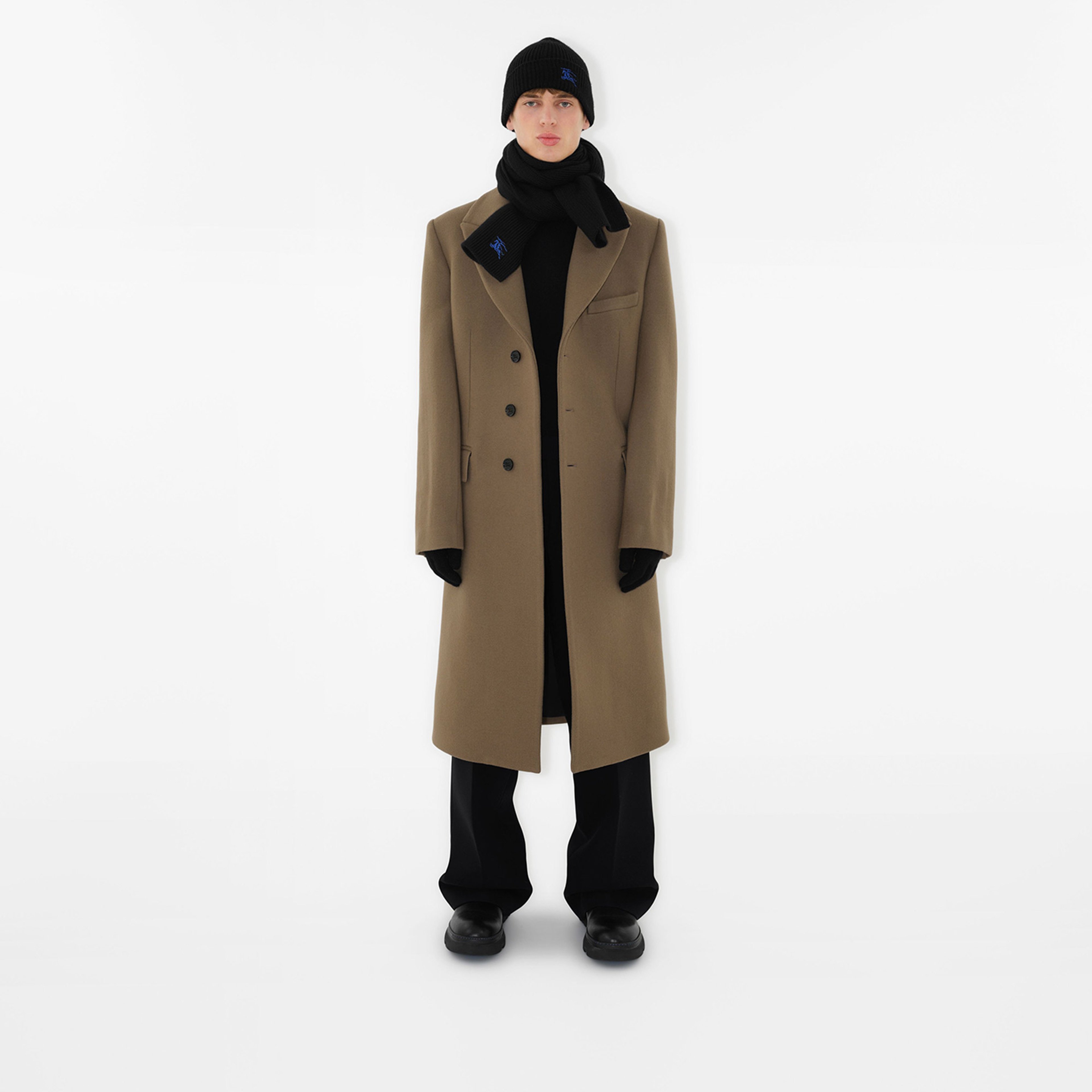 Burberry Erkek Siyah Bere