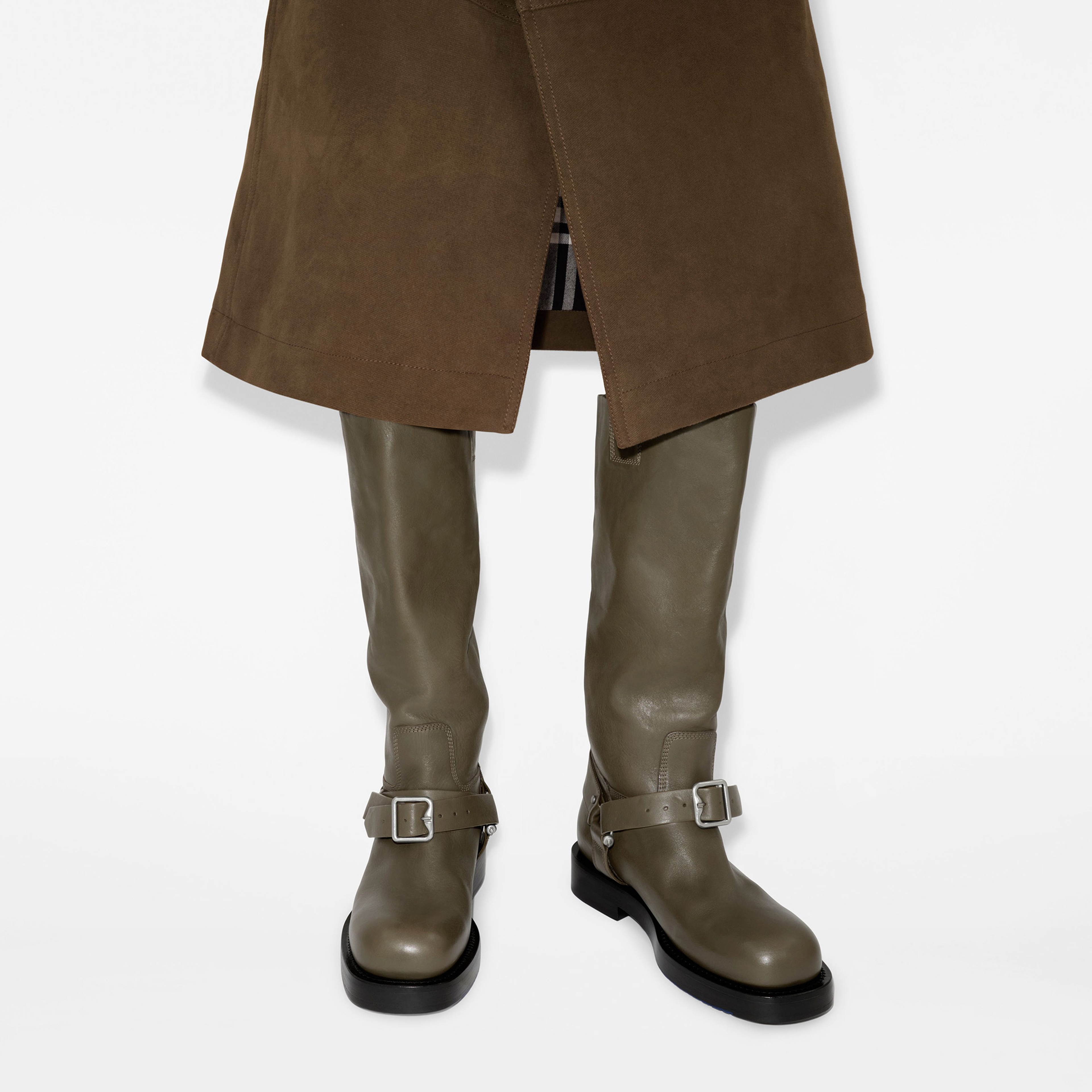 Burberry Leather Saddle High Kadın Haki Bot