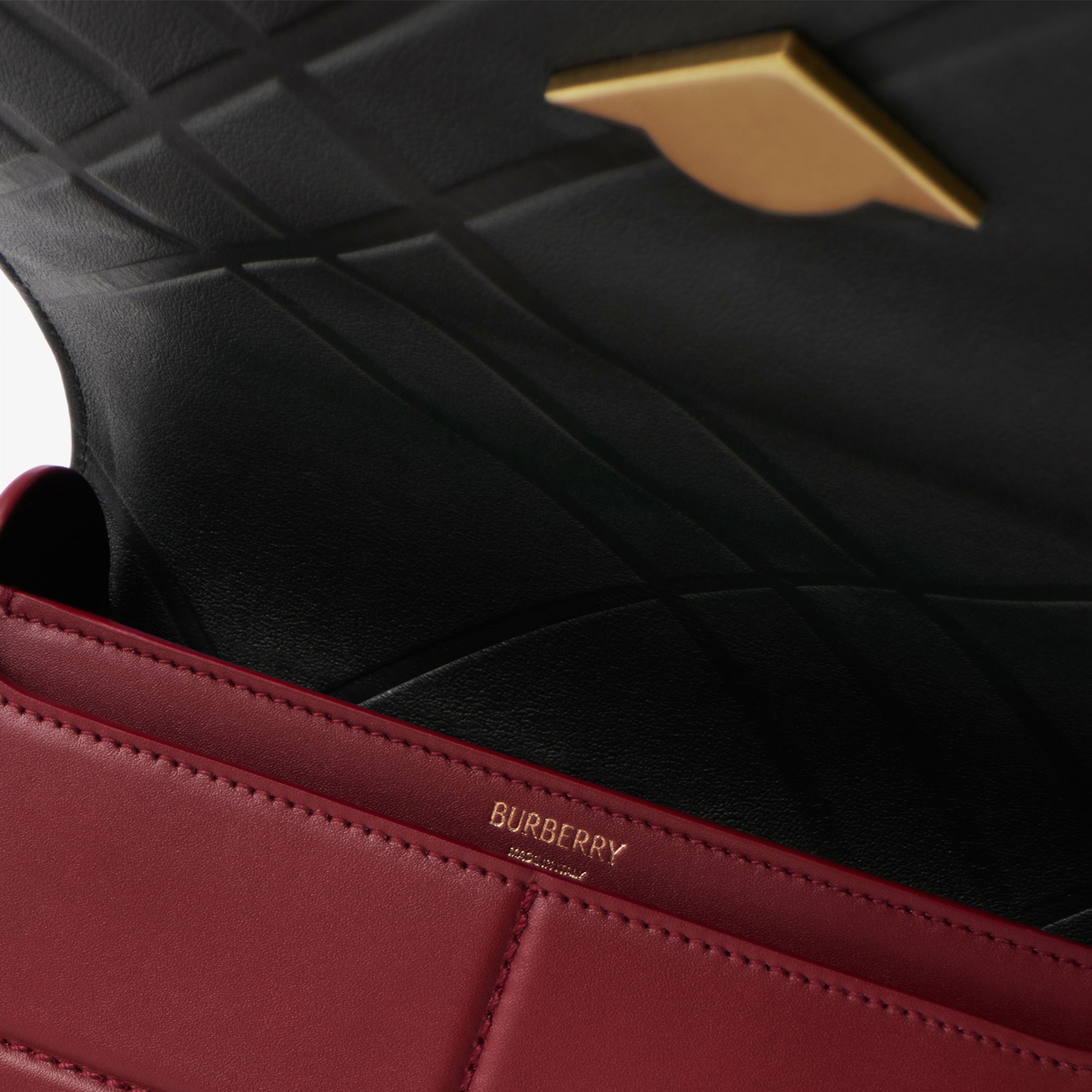 Burberry Kadın Kırmızı Çanta