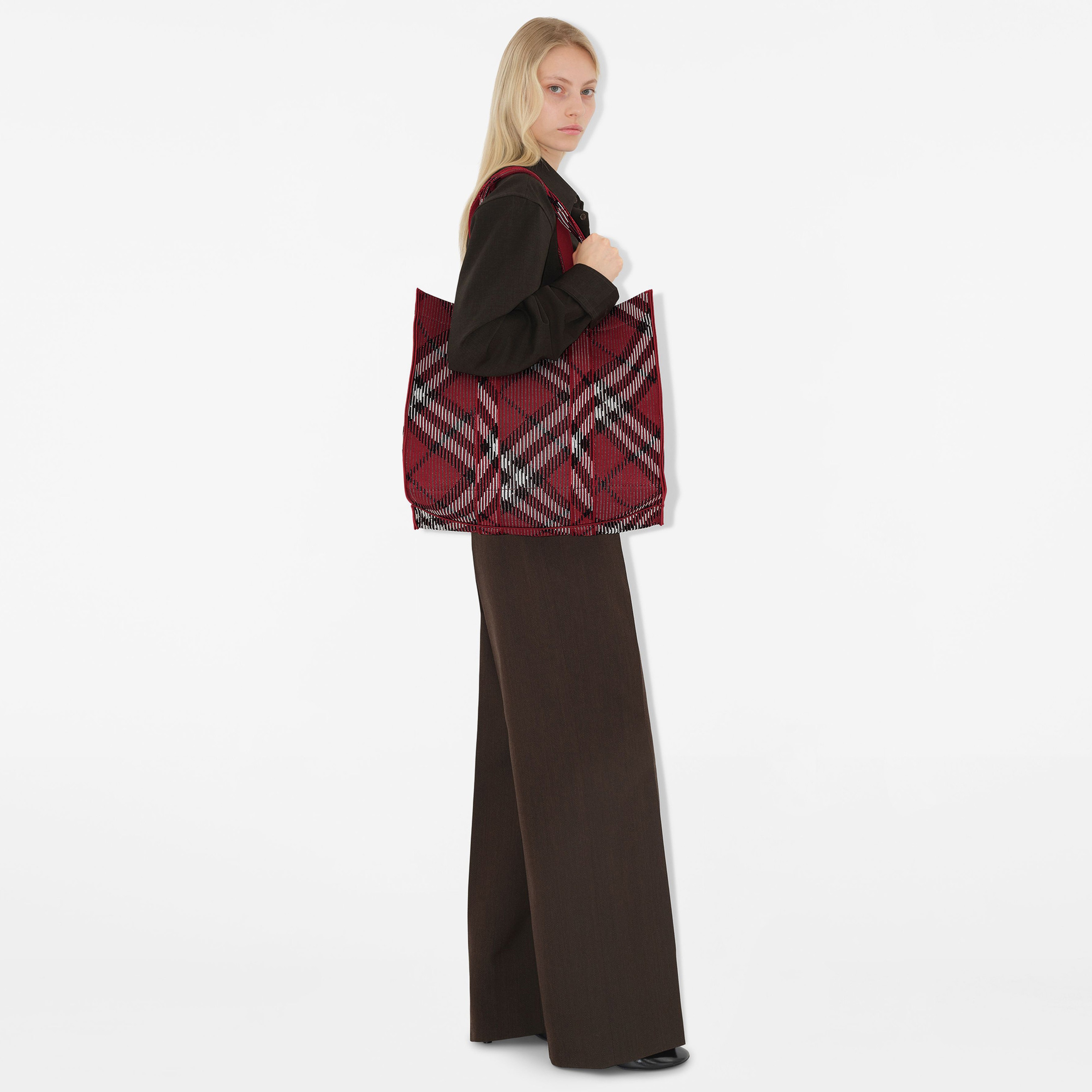 Burberry Kadın Kırmızı Çanta