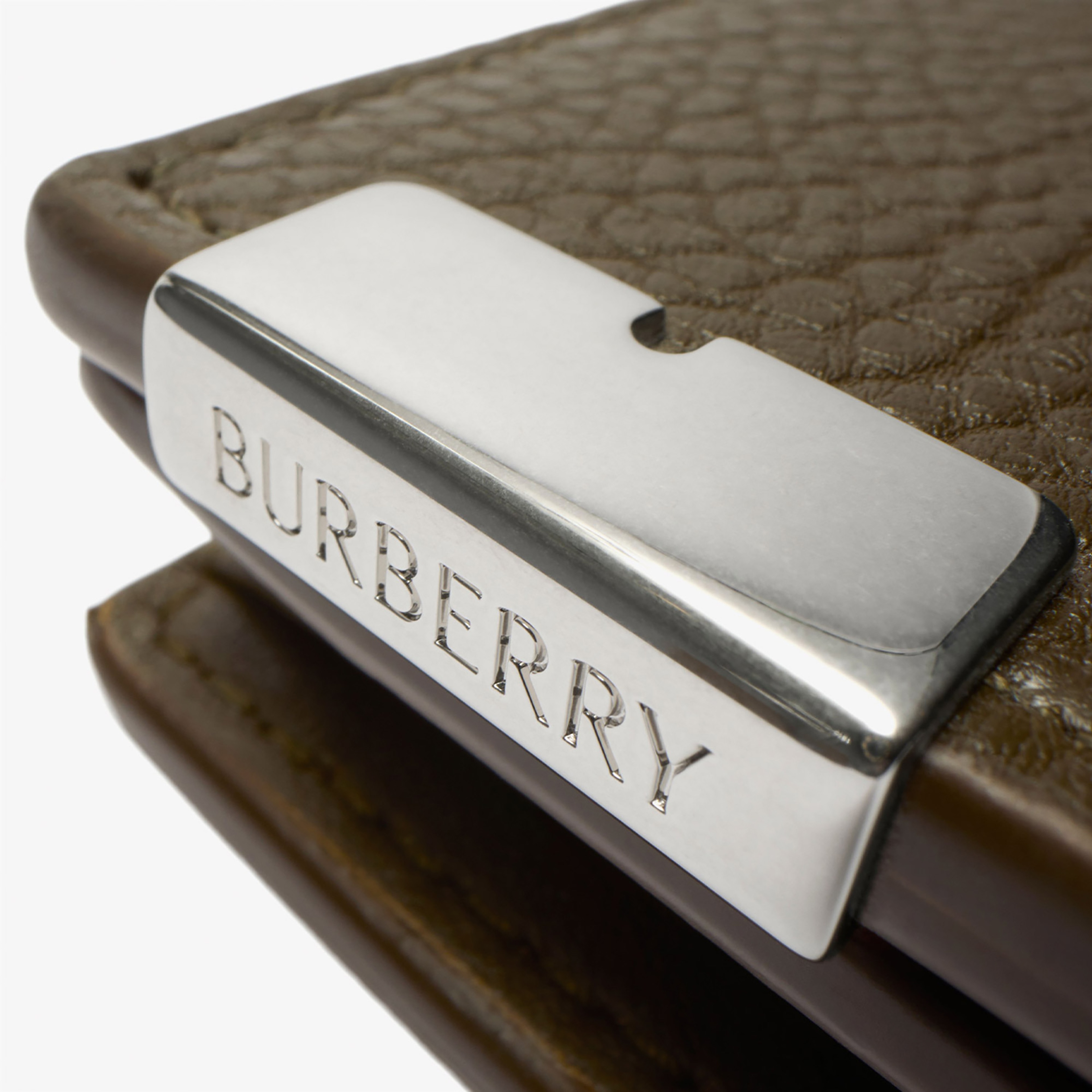 Burberry Erkek Haki Kartlık