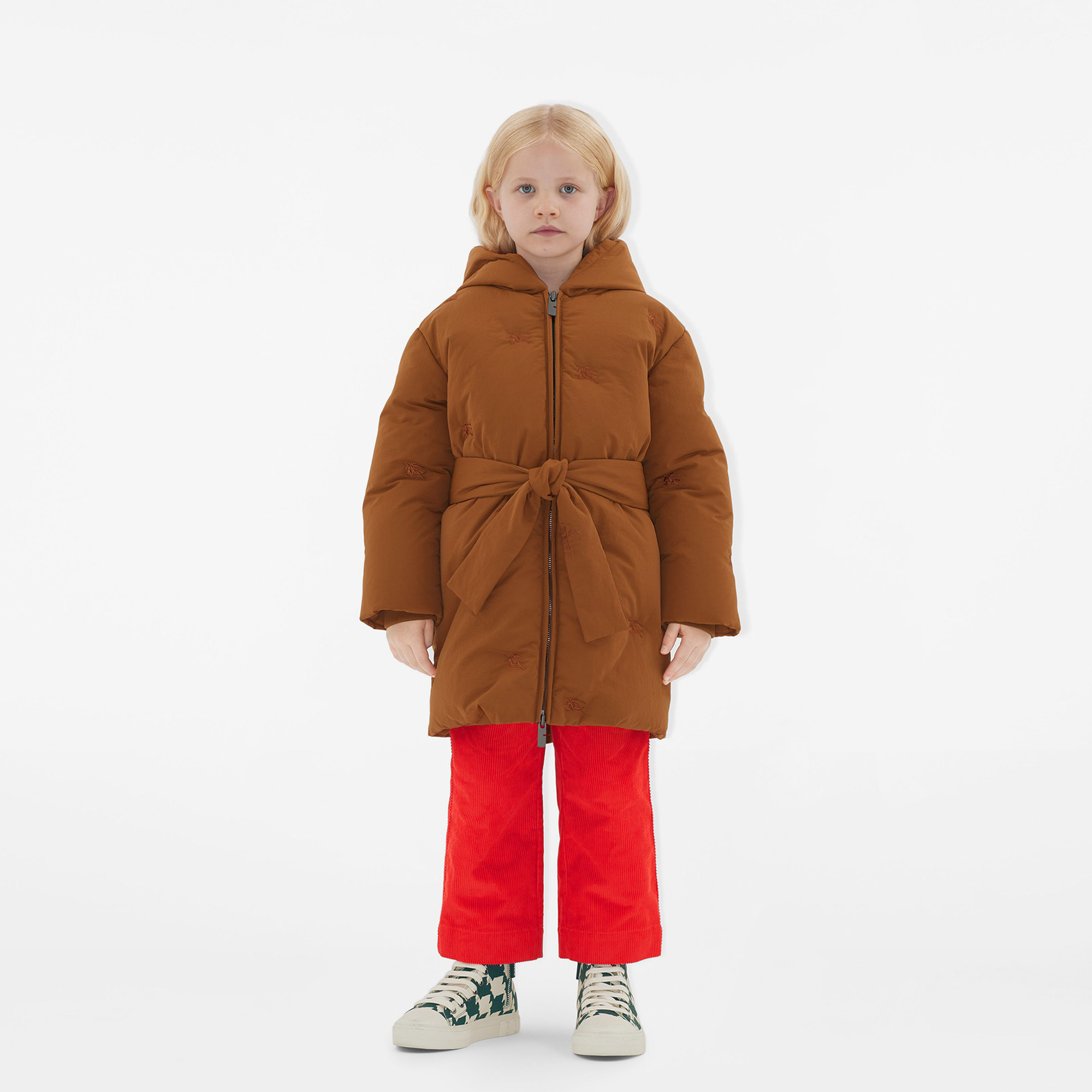 BURBERRYキッズ　ダウン　140 150 難あり　格安 BURBERRYキッズ ダウン 140 150 難あり 格安 Burberry Kids