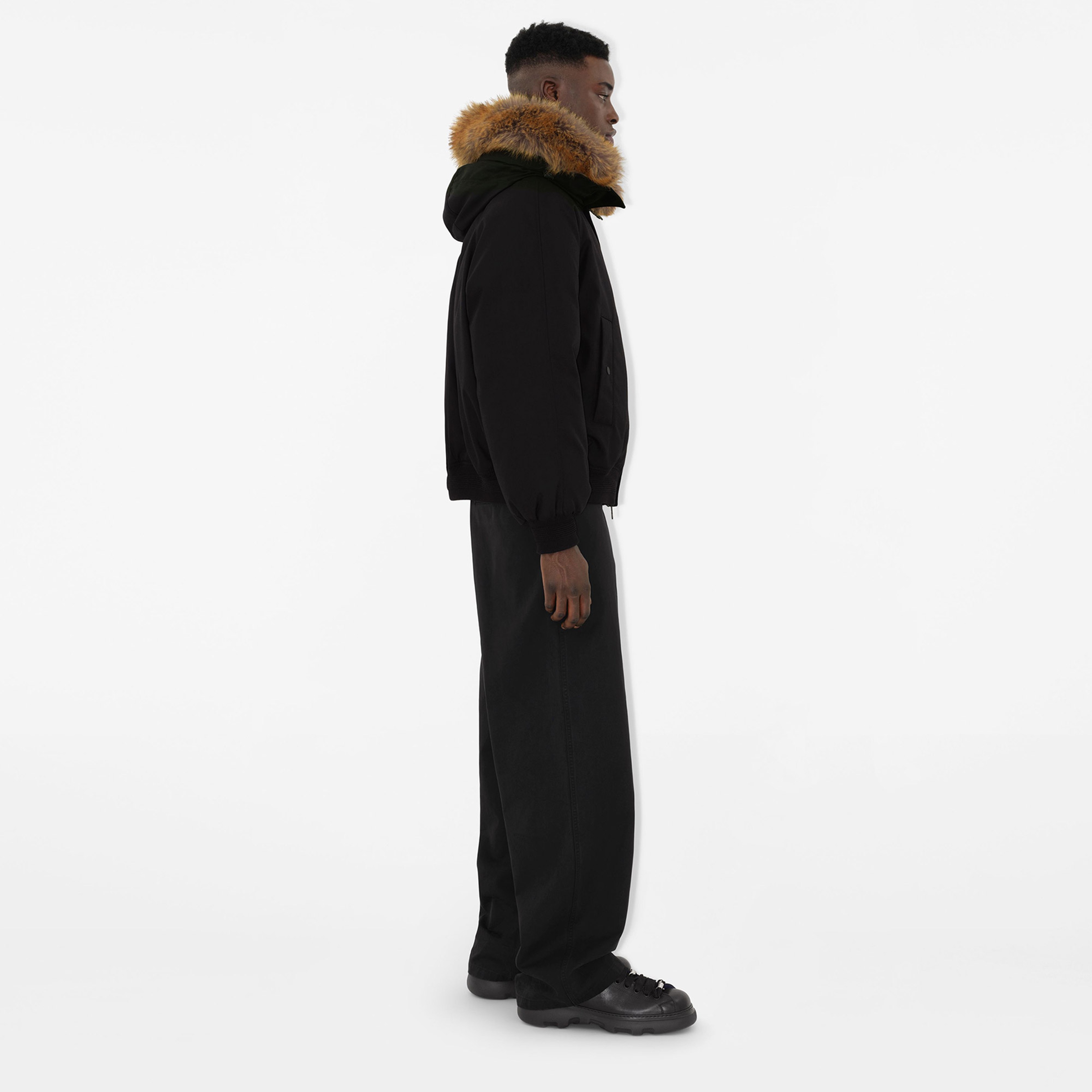 Burberry Erkek Siyah Mont