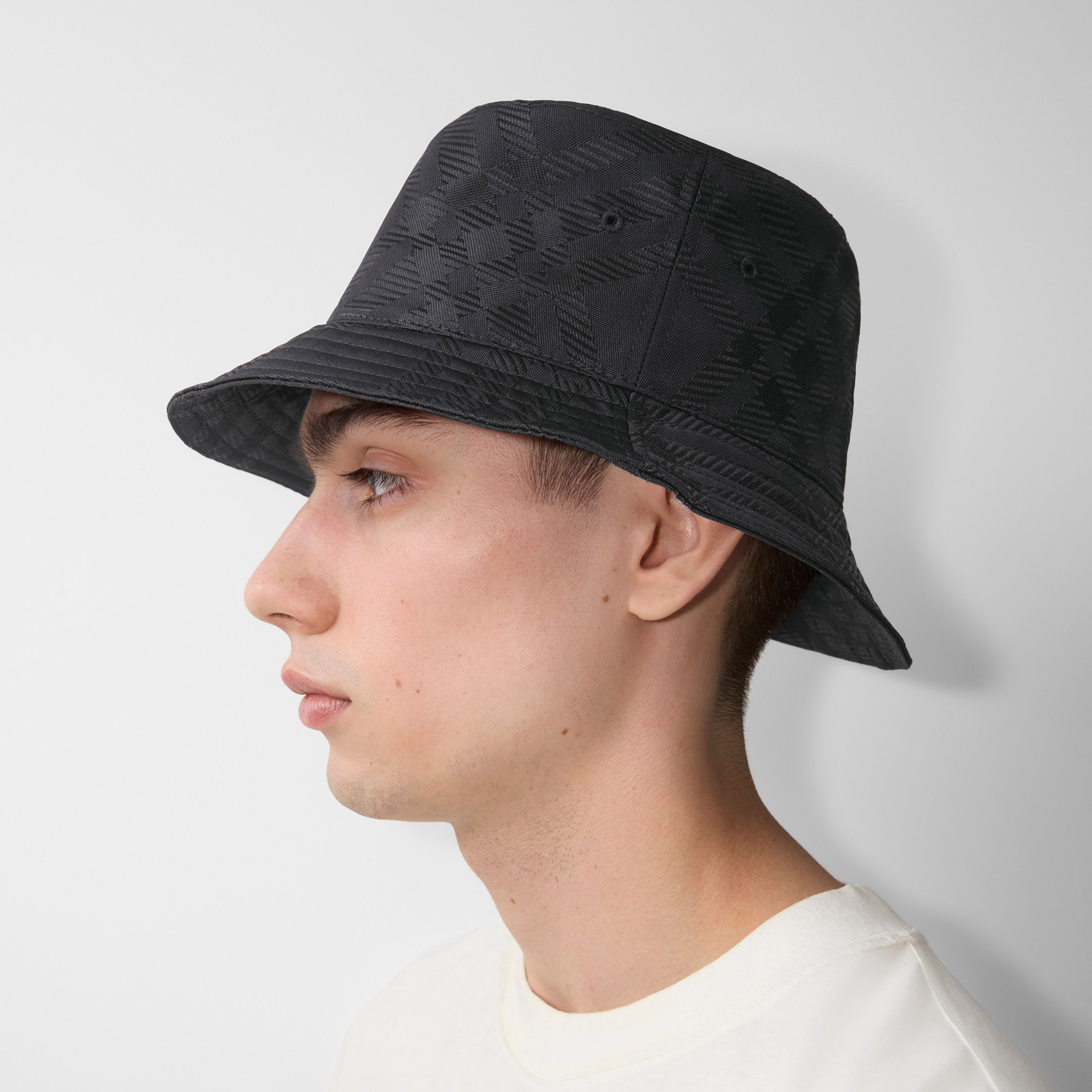 Burberry Check Nylon Blend Bucket Erkek Siyah Şapka