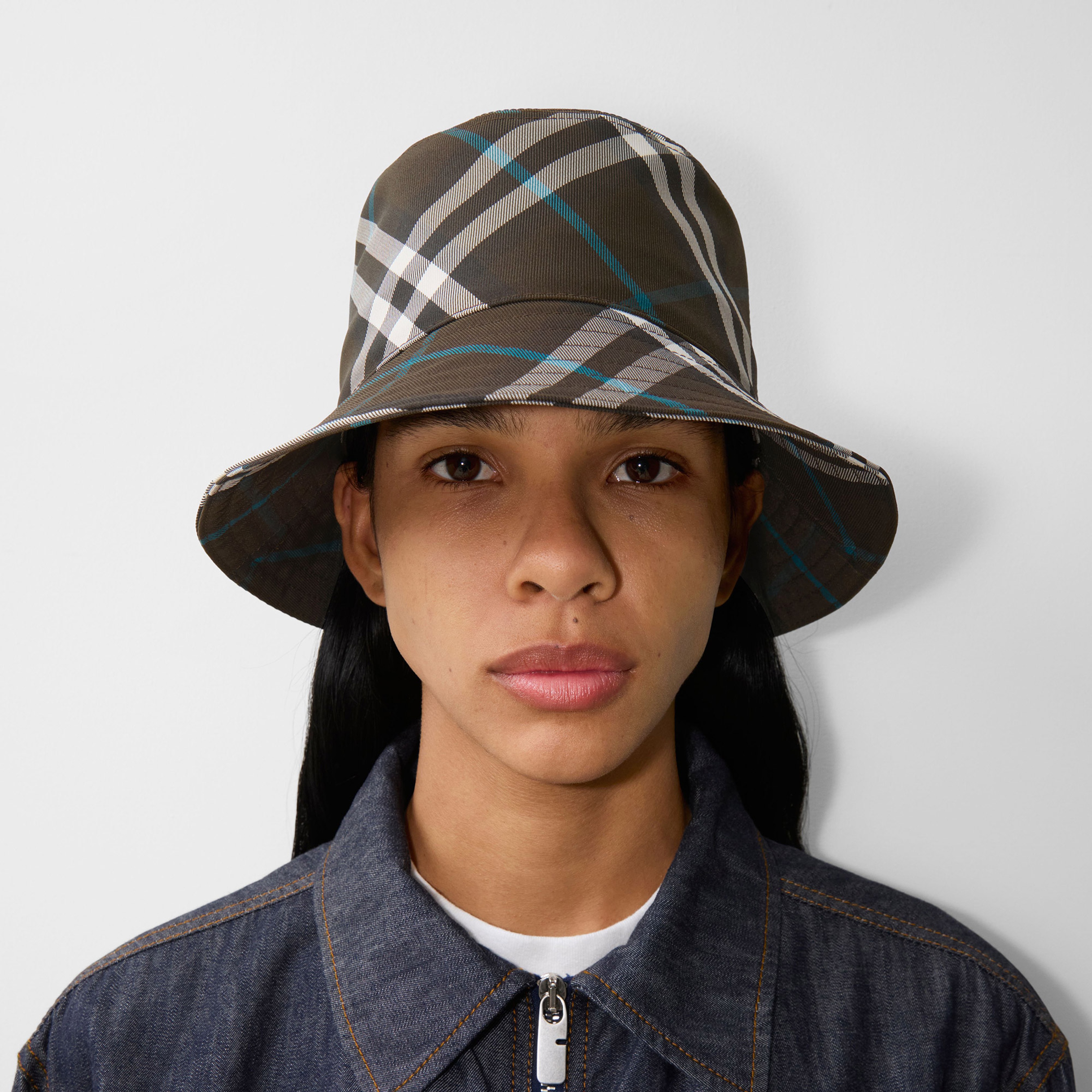 Burberry Check Bucket Erkek Haki Şapka