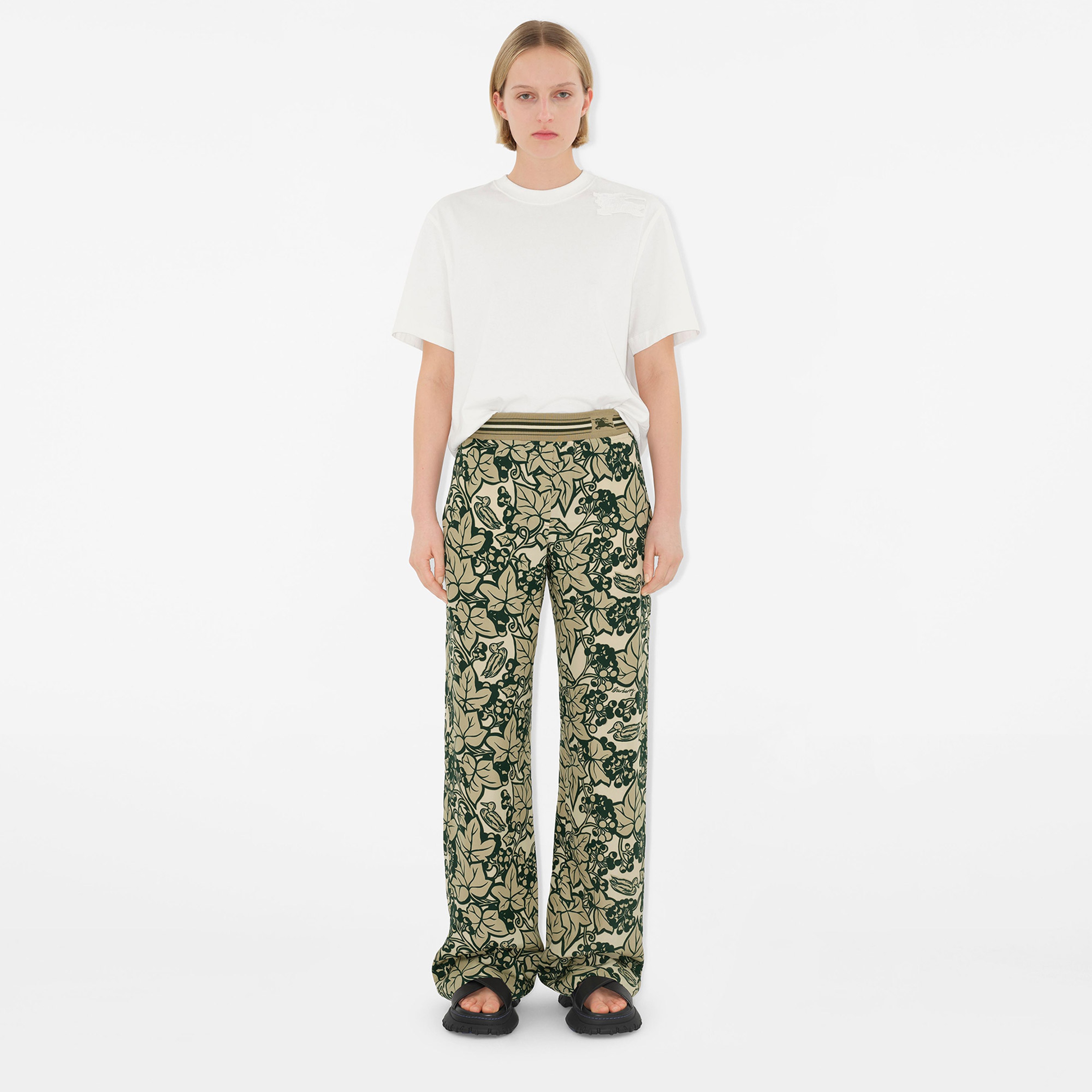 Burberry Kadın Kahverengi Pantolon