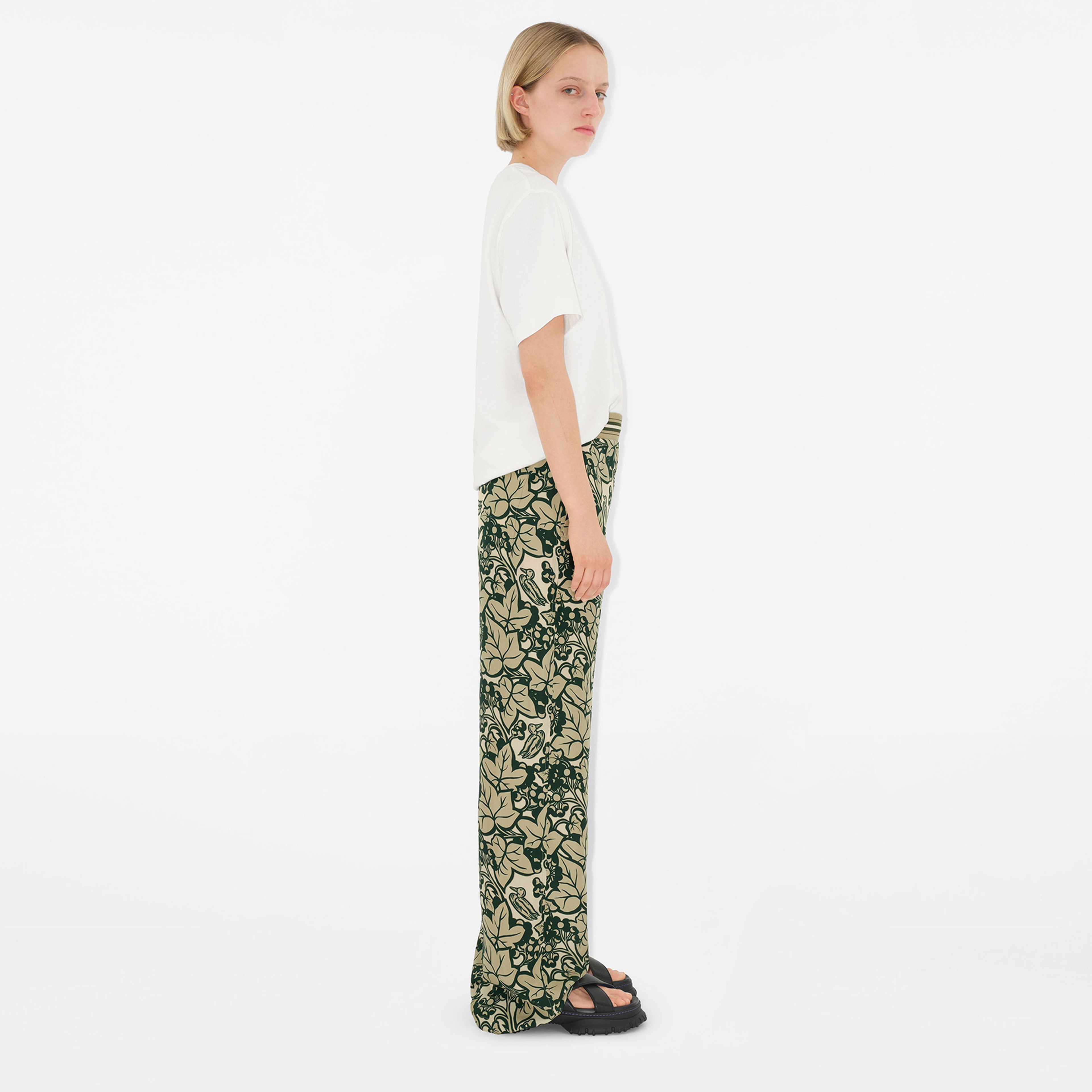 Burberry Kadın Kahverengi Pantolon