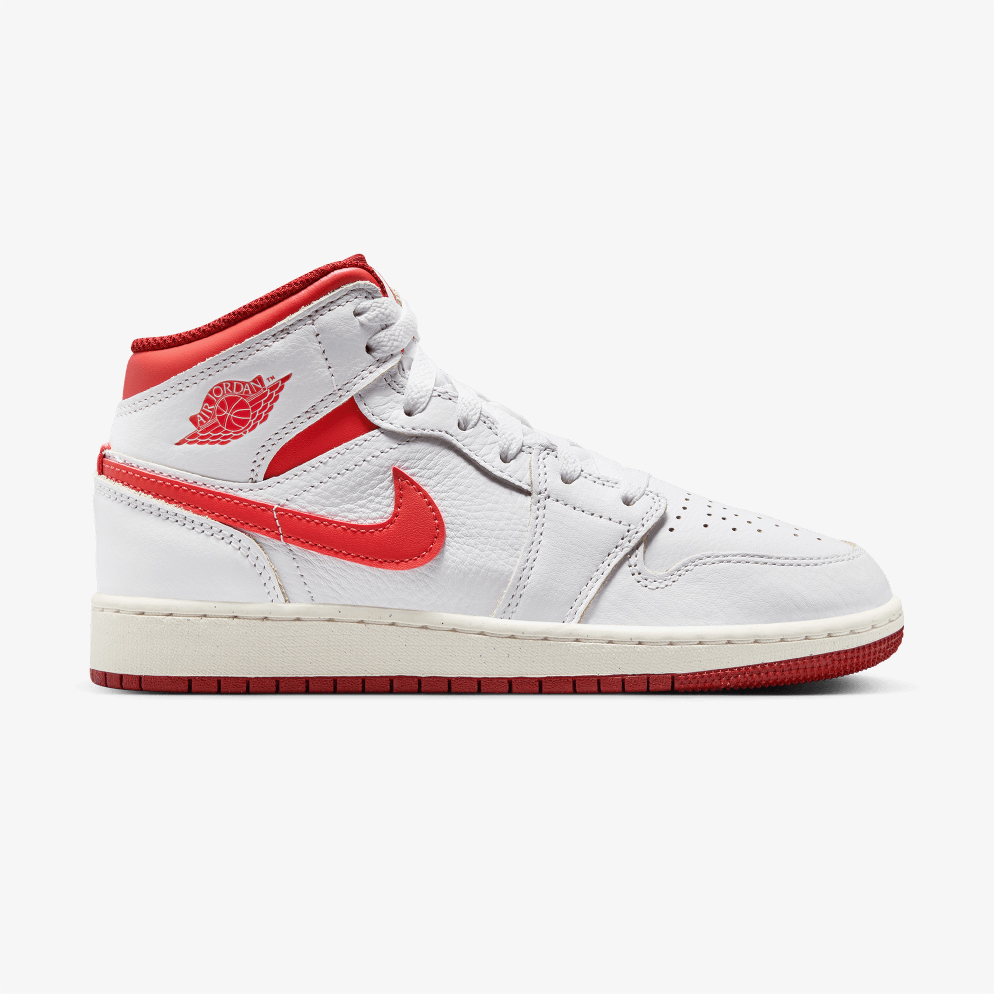 Jordan Air Jordan 1 Mid SE Kadın Beyaz Spor Ayakkabı