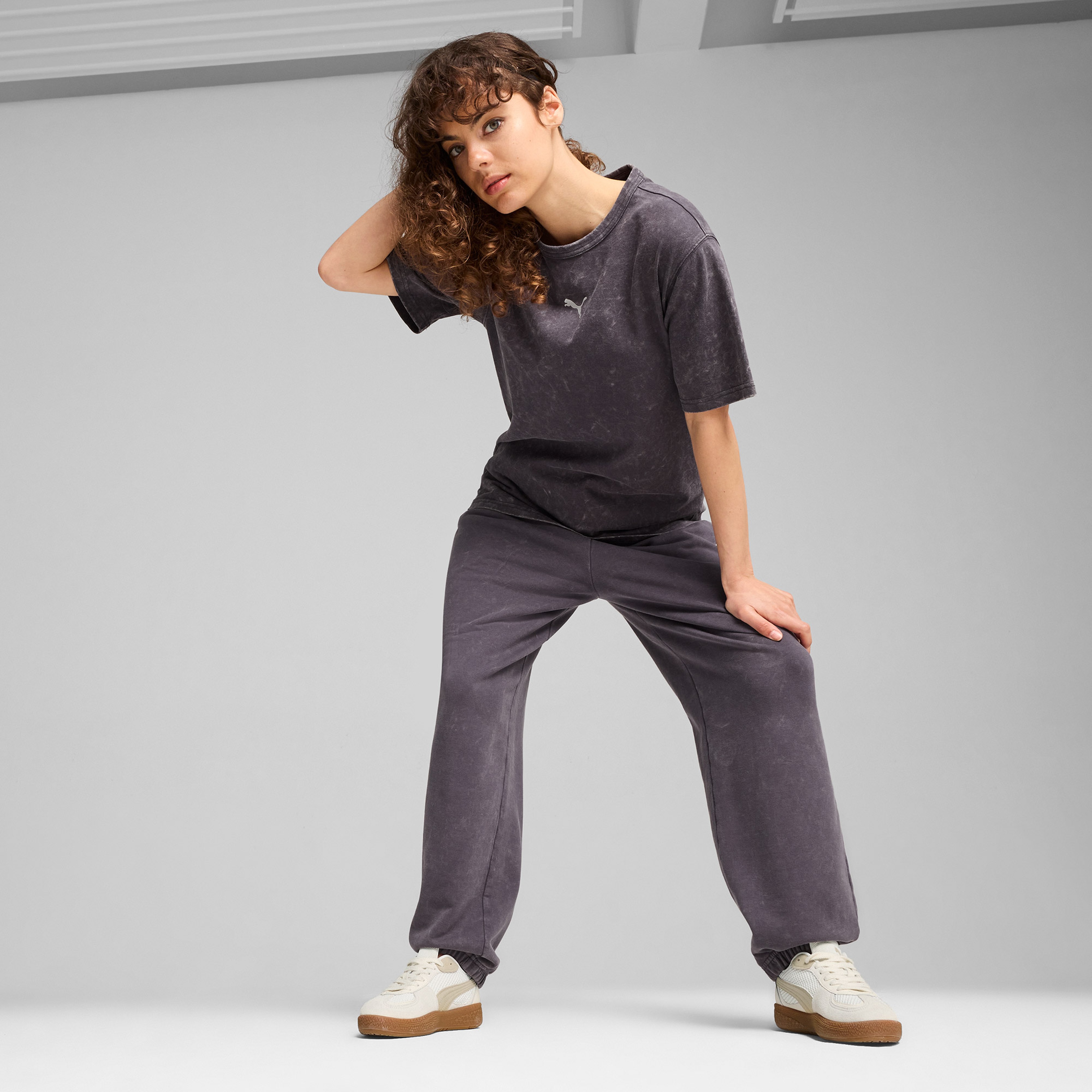 Puma Dare To Relaxed Washed Kadın Gri T-Shirt