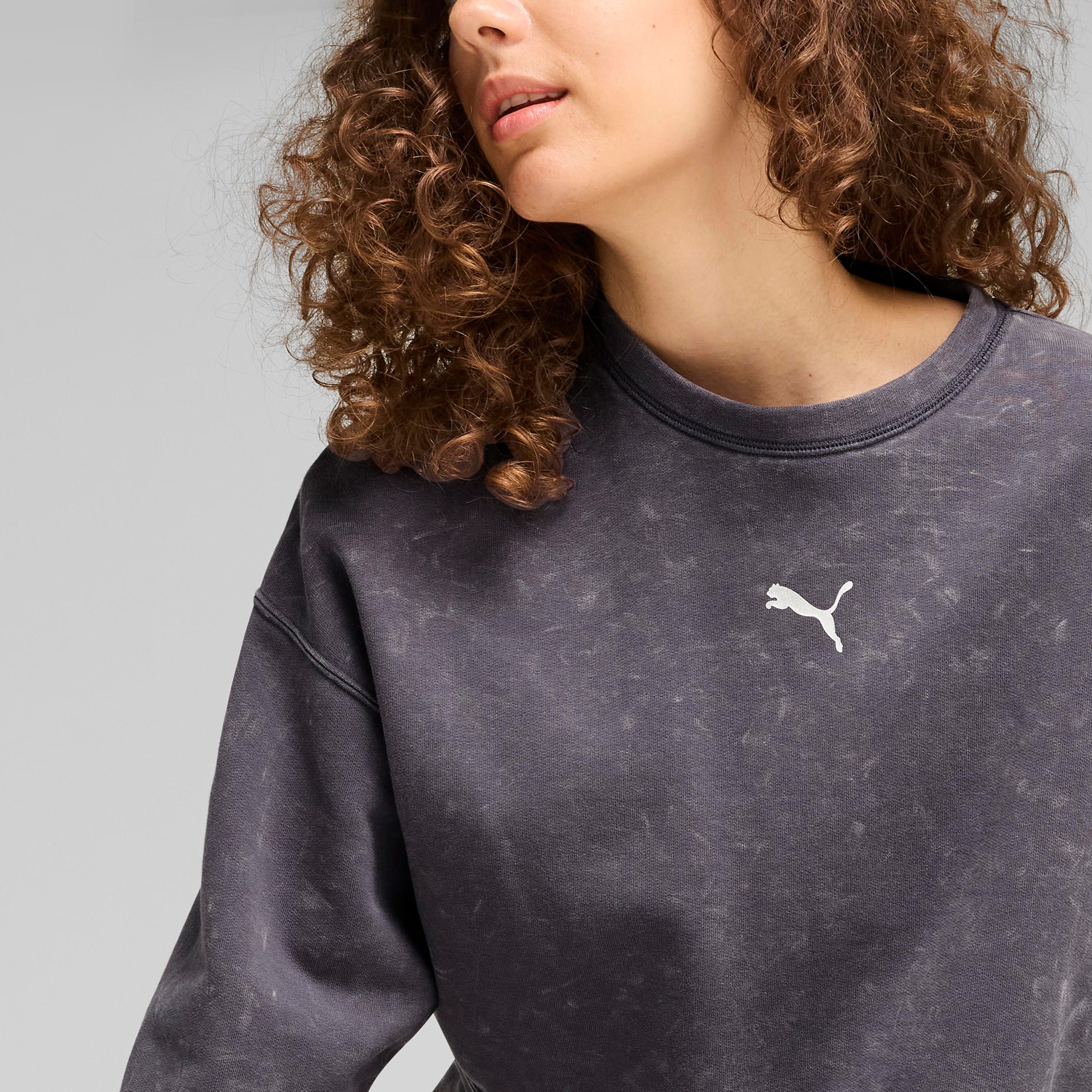 Puma Dare To Relaxed Washed Crew Kadın Gri Sweatshirt