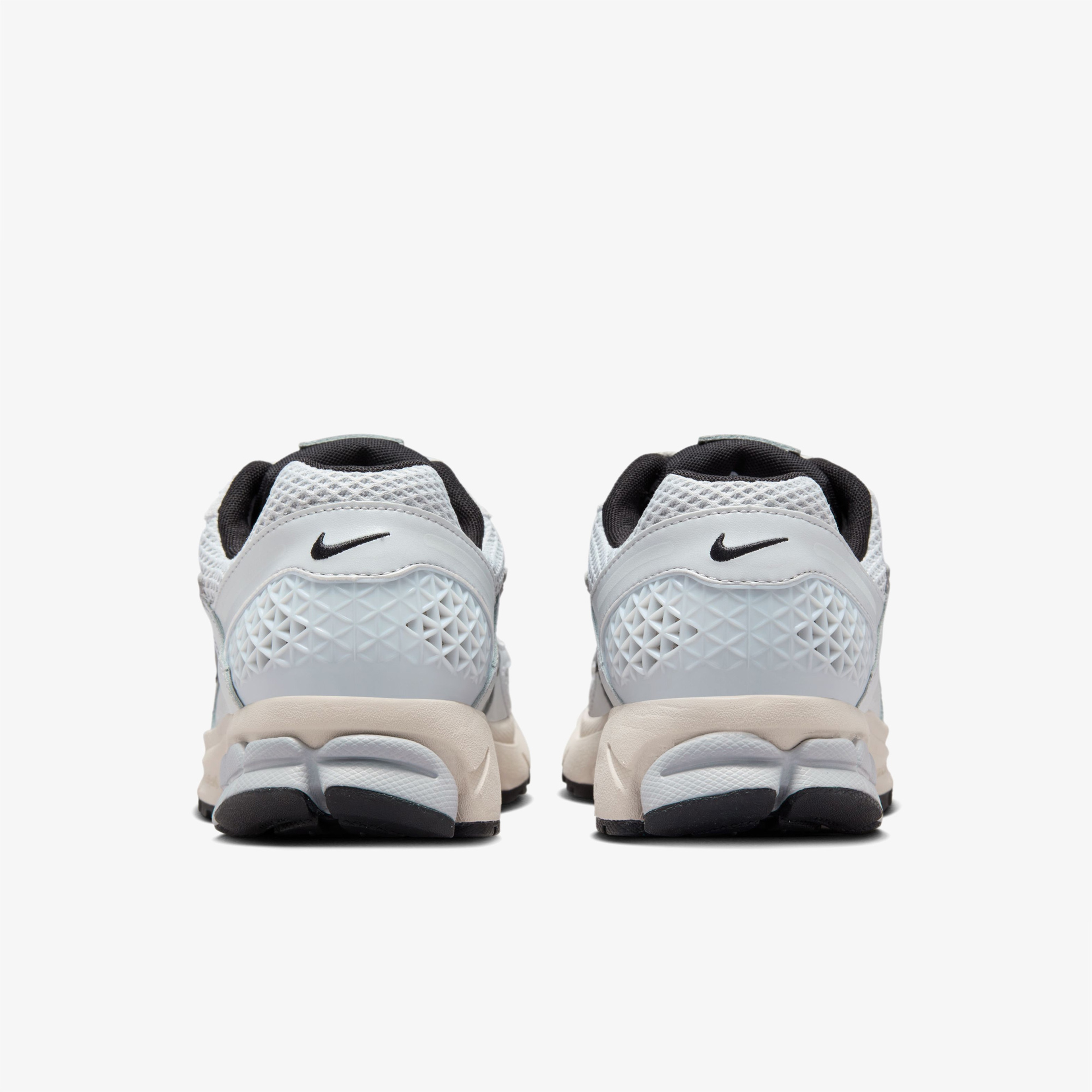 Nike Zoom Vomero 5 Kadın Gri Sneaker