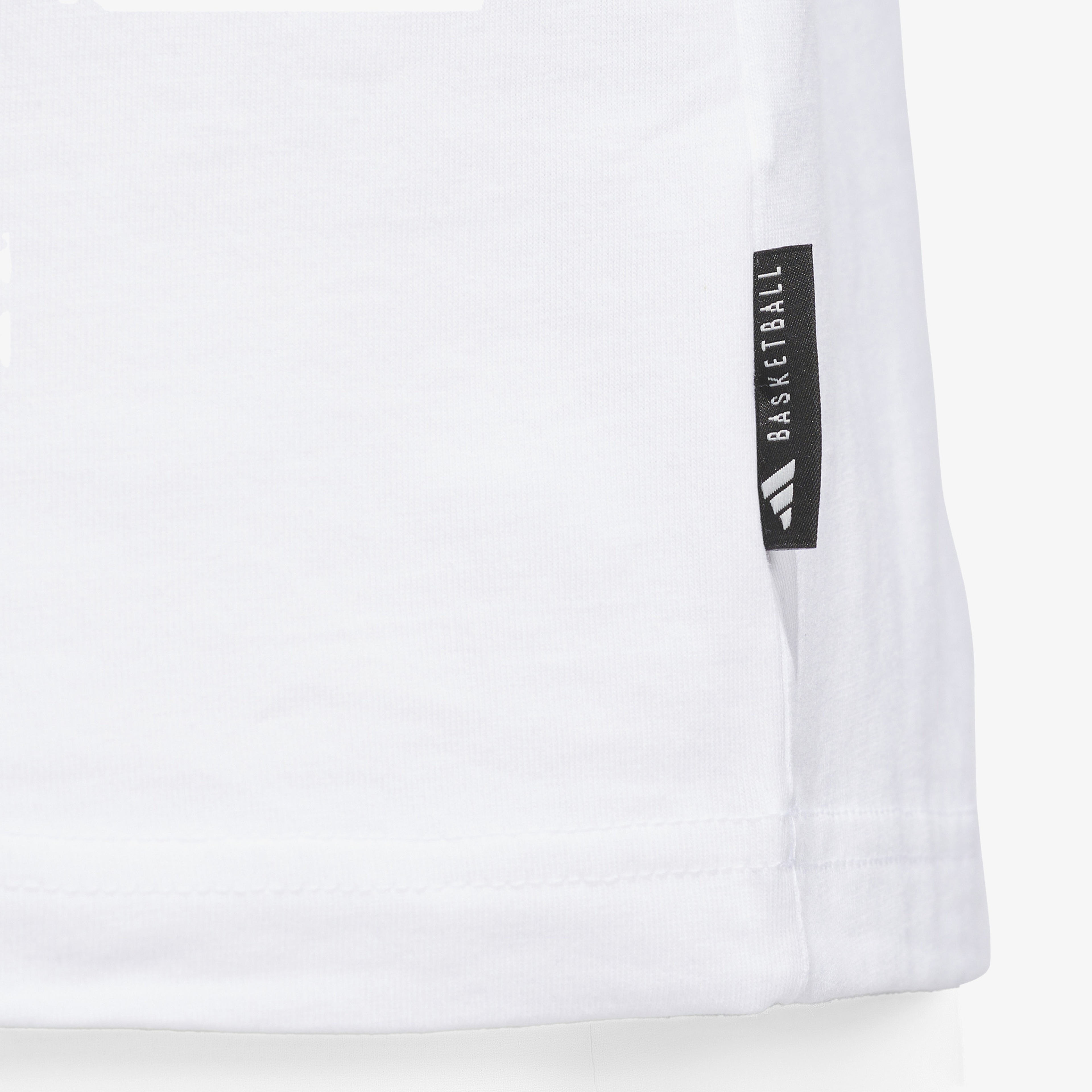 adidas Crest Basketball Graphic Erkek Beyaz T-Shirt