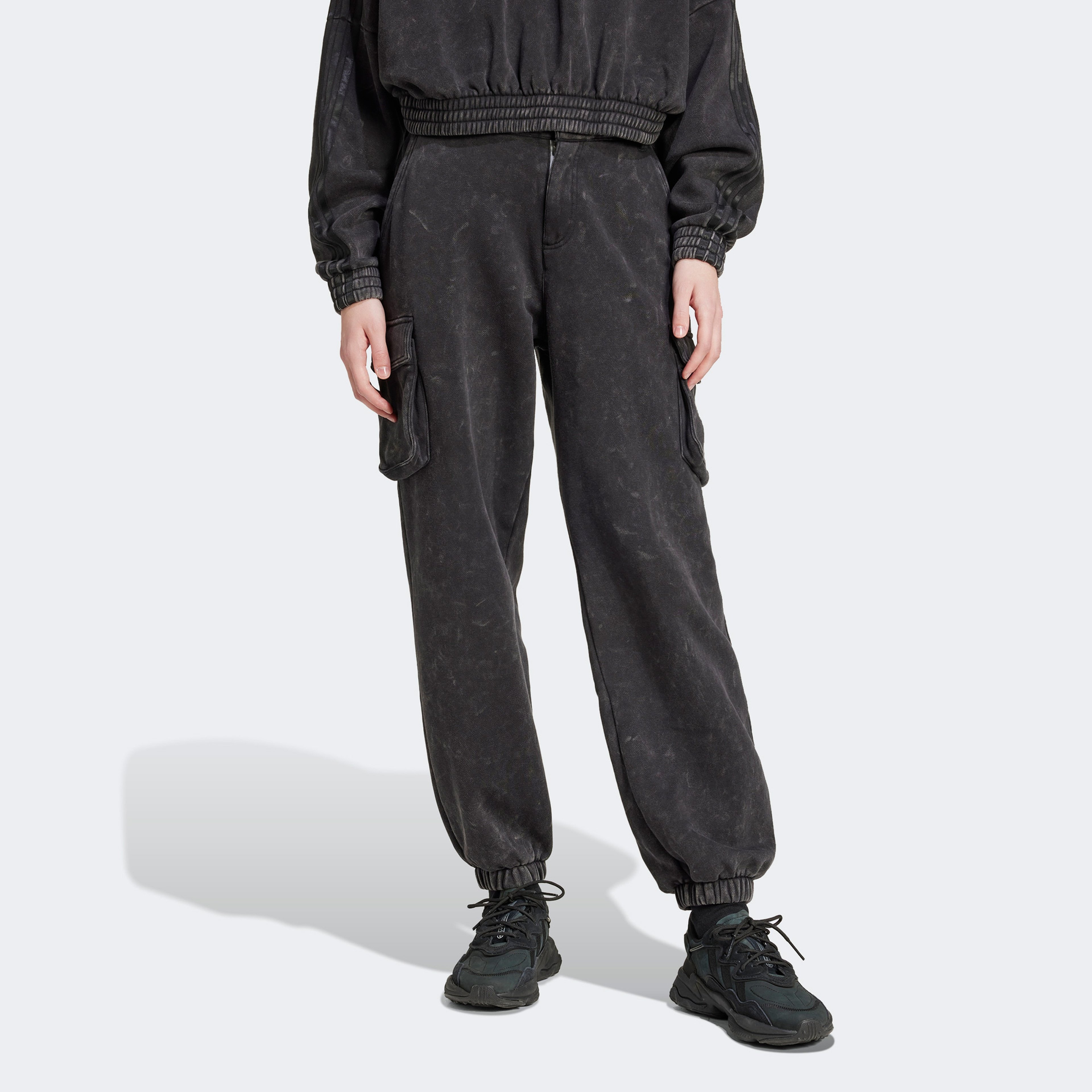 adidas Wash Cargo Kadın Siyah Eşofman Altı