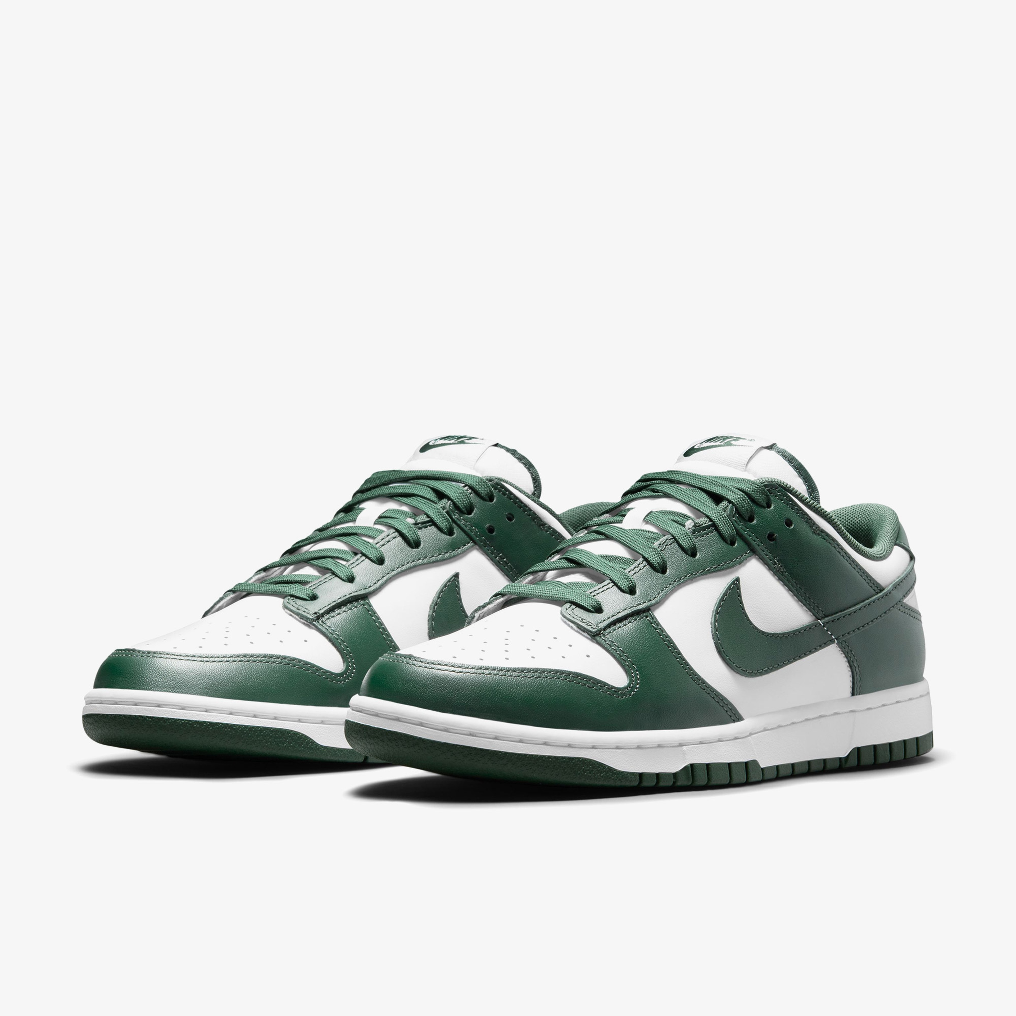 Nike Dunk Low Retro Erkek Beyaz Sneaker