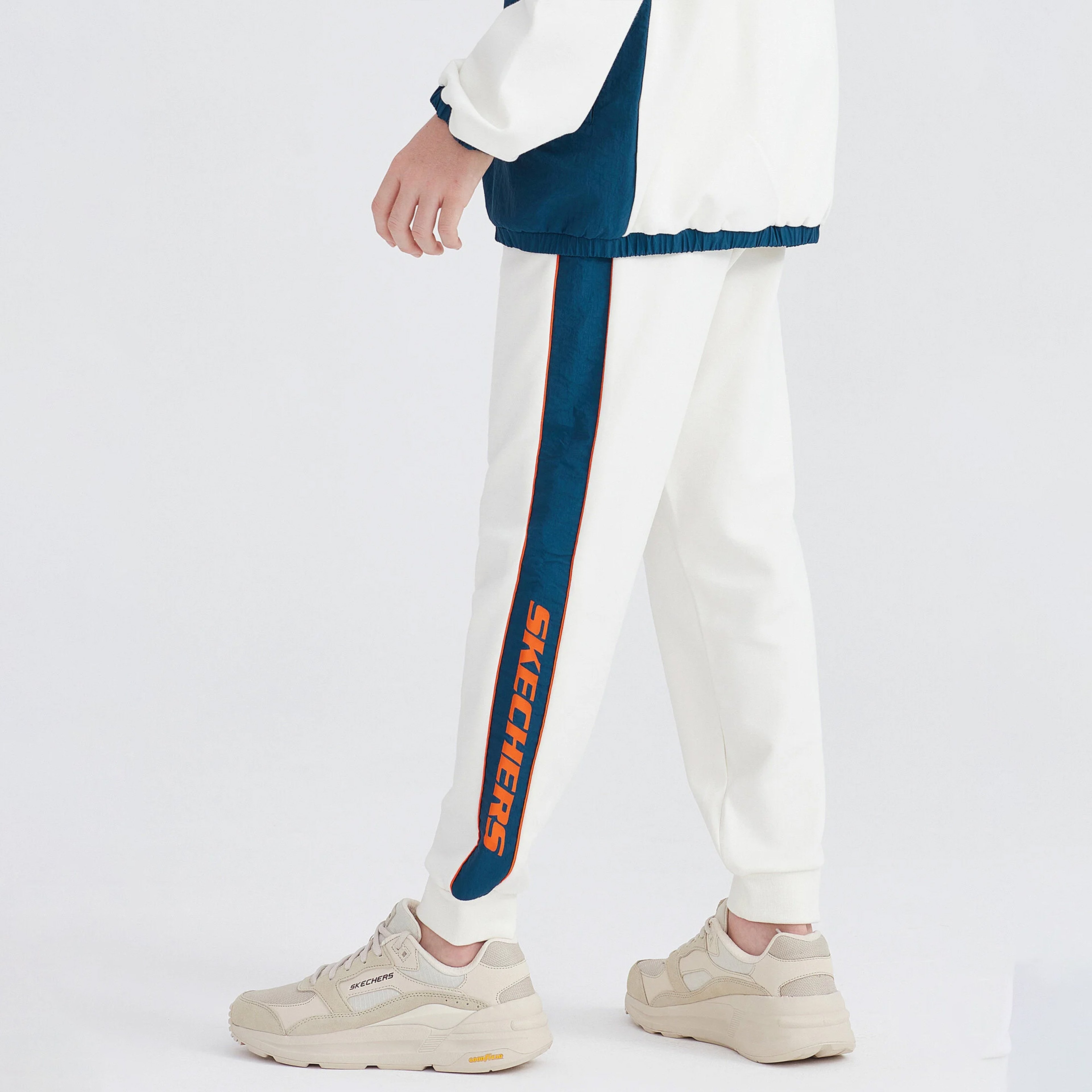 Skechers B Heavy Weight Fleece Jogger Erkek Çocuk Beyaz Eşofman Altı