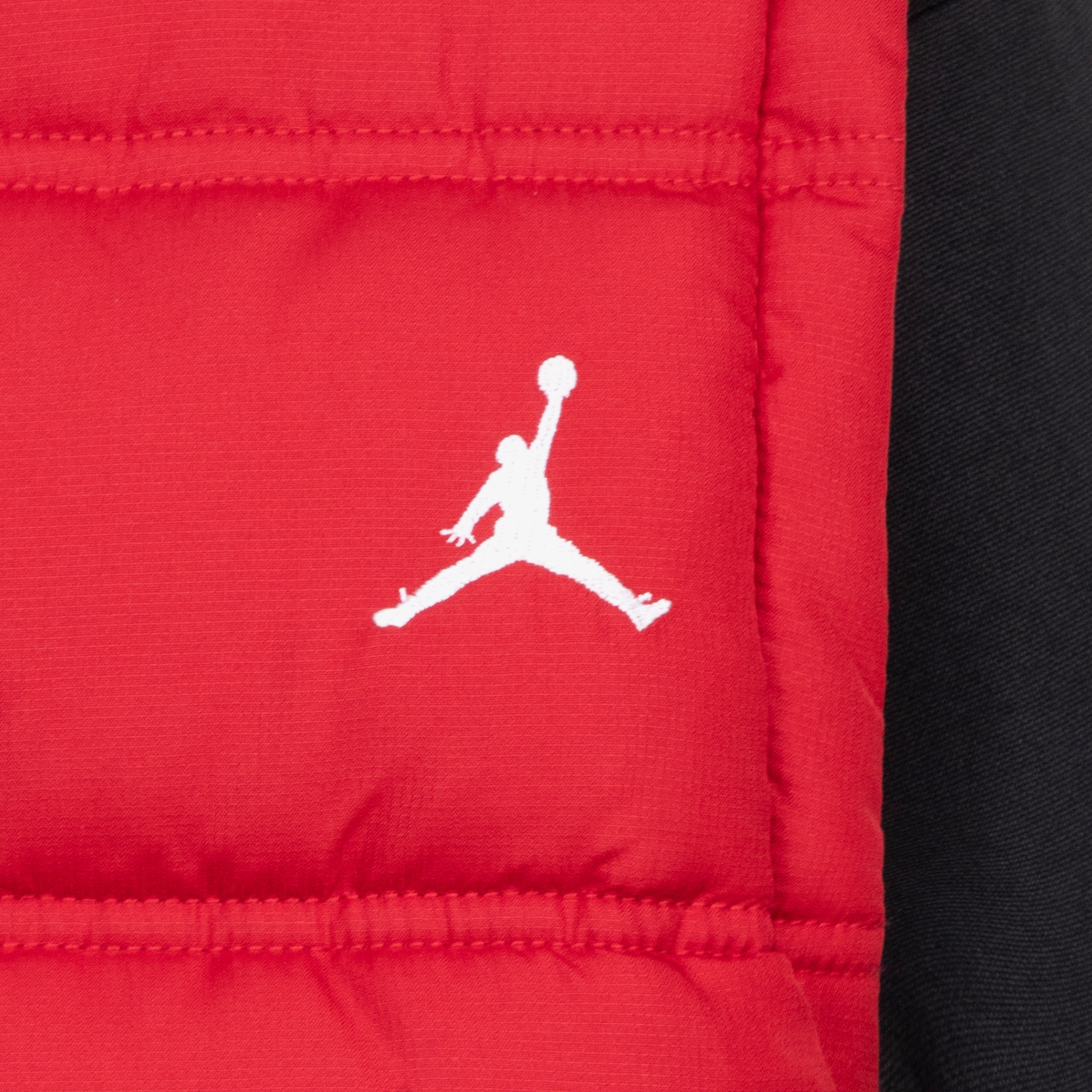 Jordan Jdb 2 Fer Çocuk Kırmızı/Siyah Kapüşonlu Mont