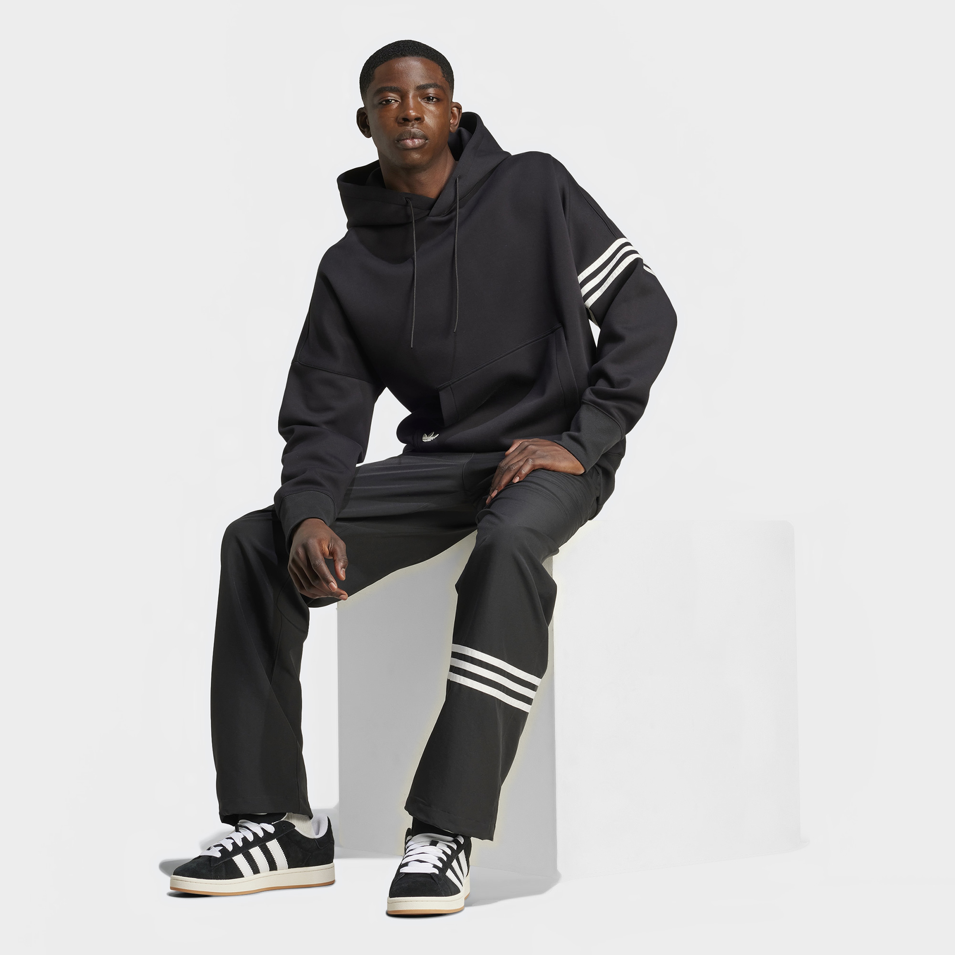adidas Adicolor Neuclassic Erkek Siyah Hoodie