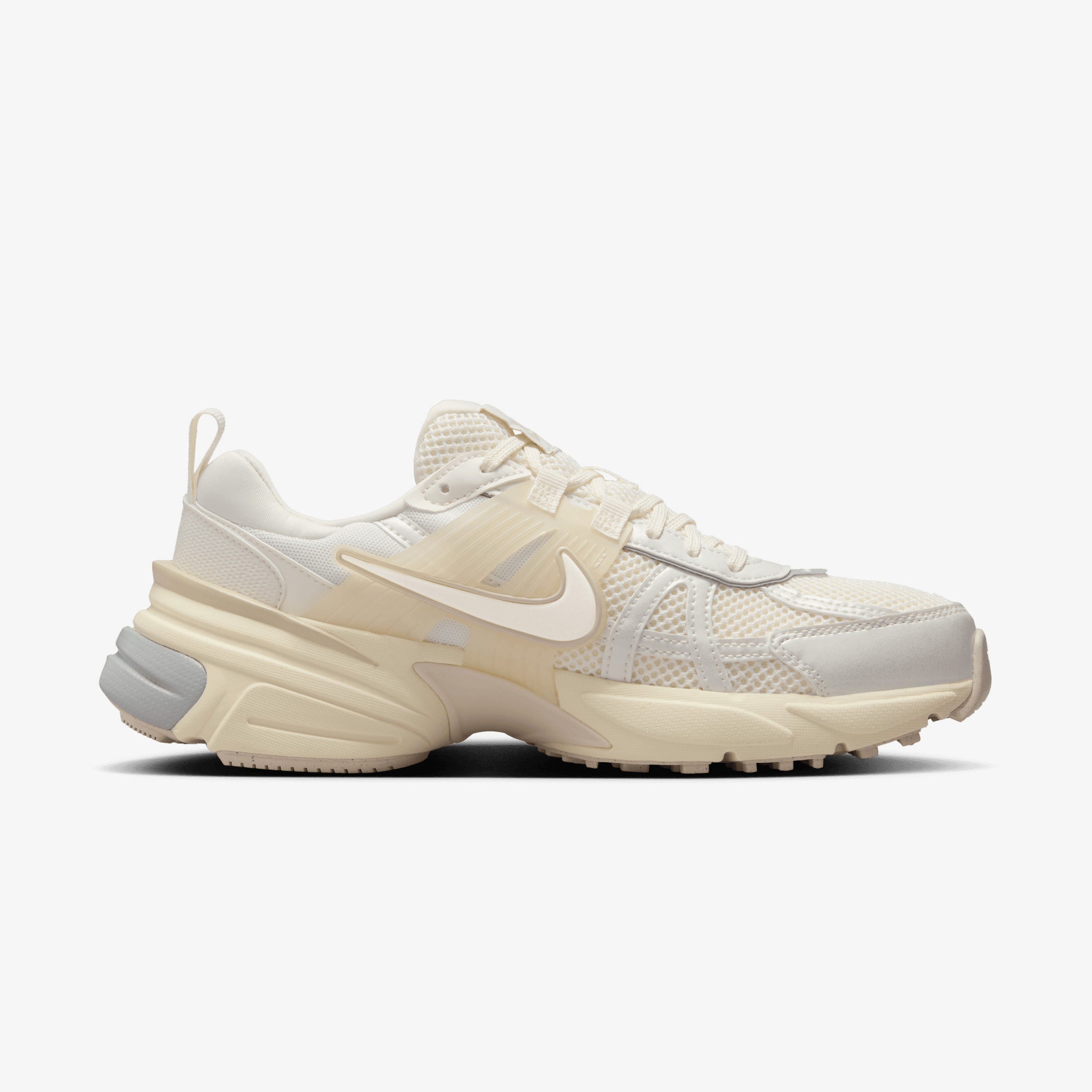 Nike V2K Run Kadın Krem Spor Ayakkabı