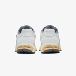 Nike Zoom Vomero 5 Kadın Beyaz Sneaker