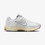 Nike Zoom Vomero 5 Kadın Beyaz Sneaker