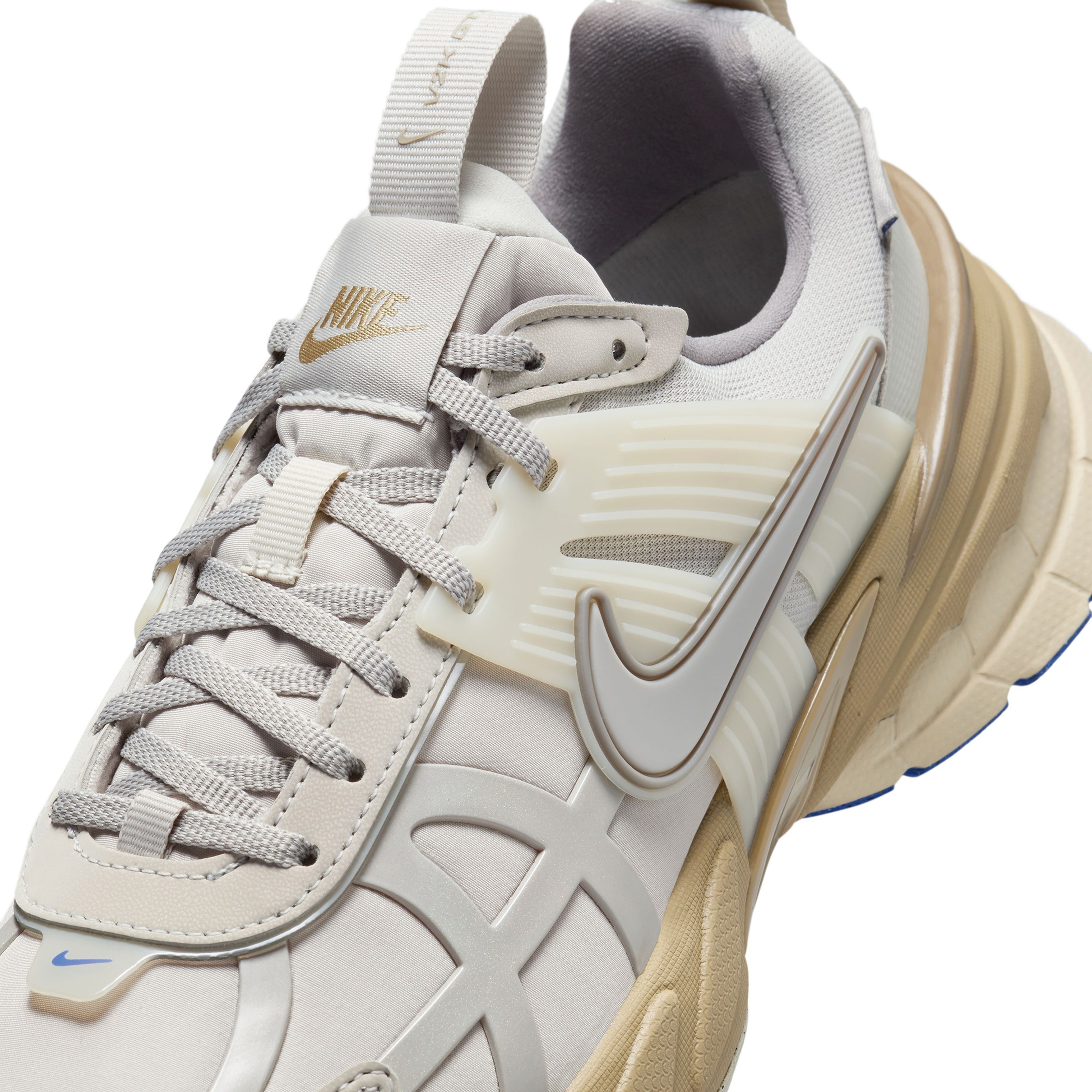 Nike V2K Run Gore Tex Su Geçirmez Kadın Beyaz Sneaker