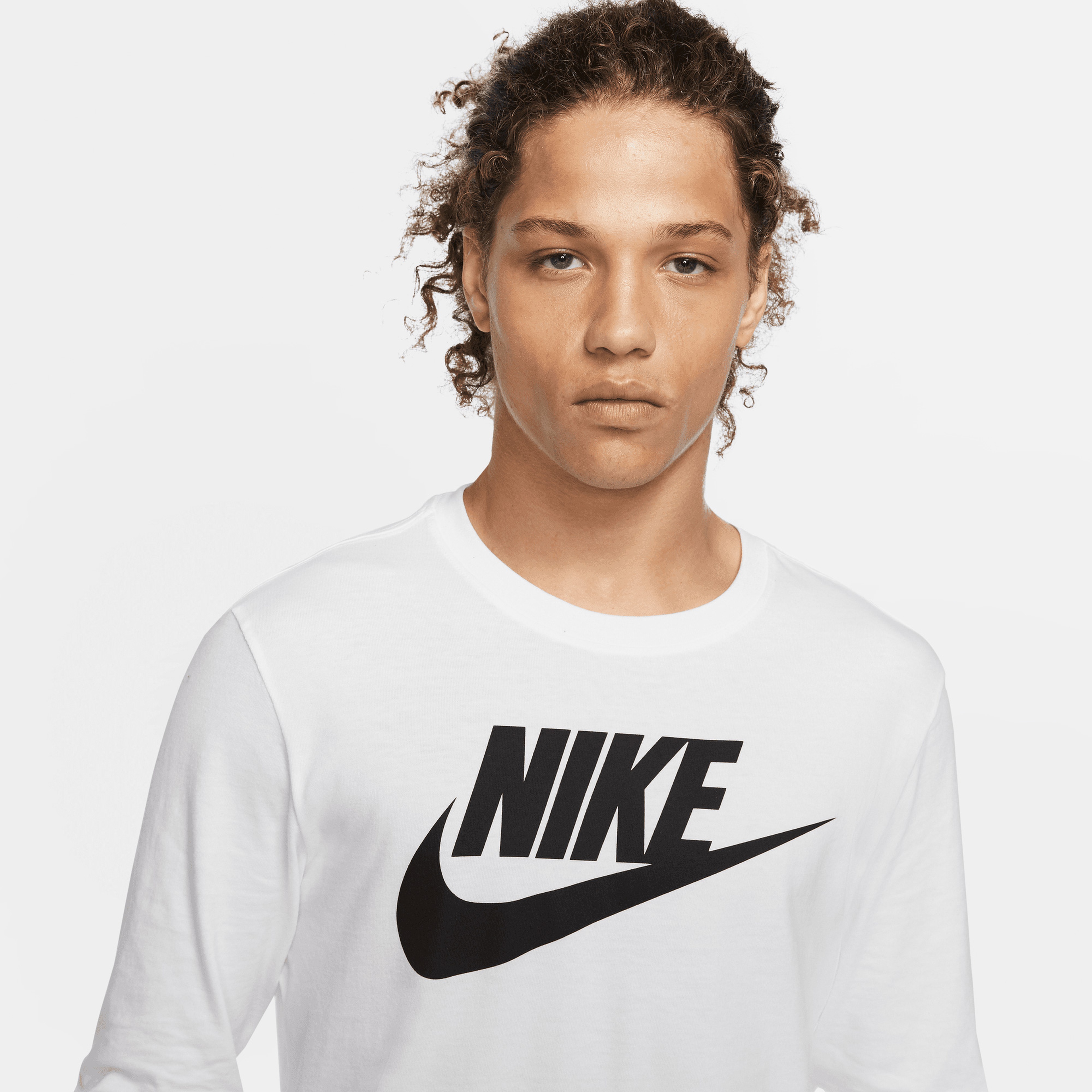 Nike Sportswear Erkek Beyaz Uzun Kollu T-Shirt