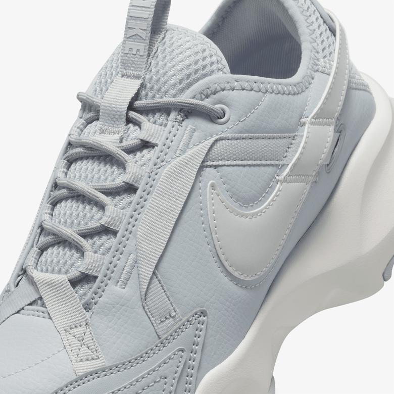 Nike TC 7900 Kadın Gri Beyaz Spor Ayakkabı