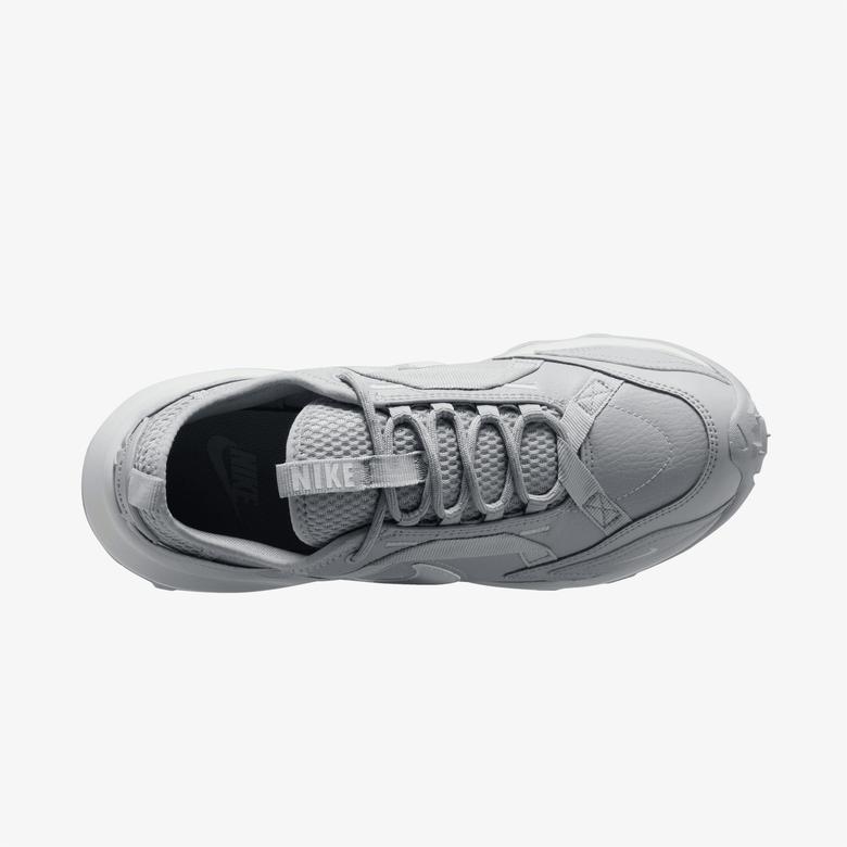 Nike TC 7900 Kadın Gri Beyaz Spor Ayakkabı