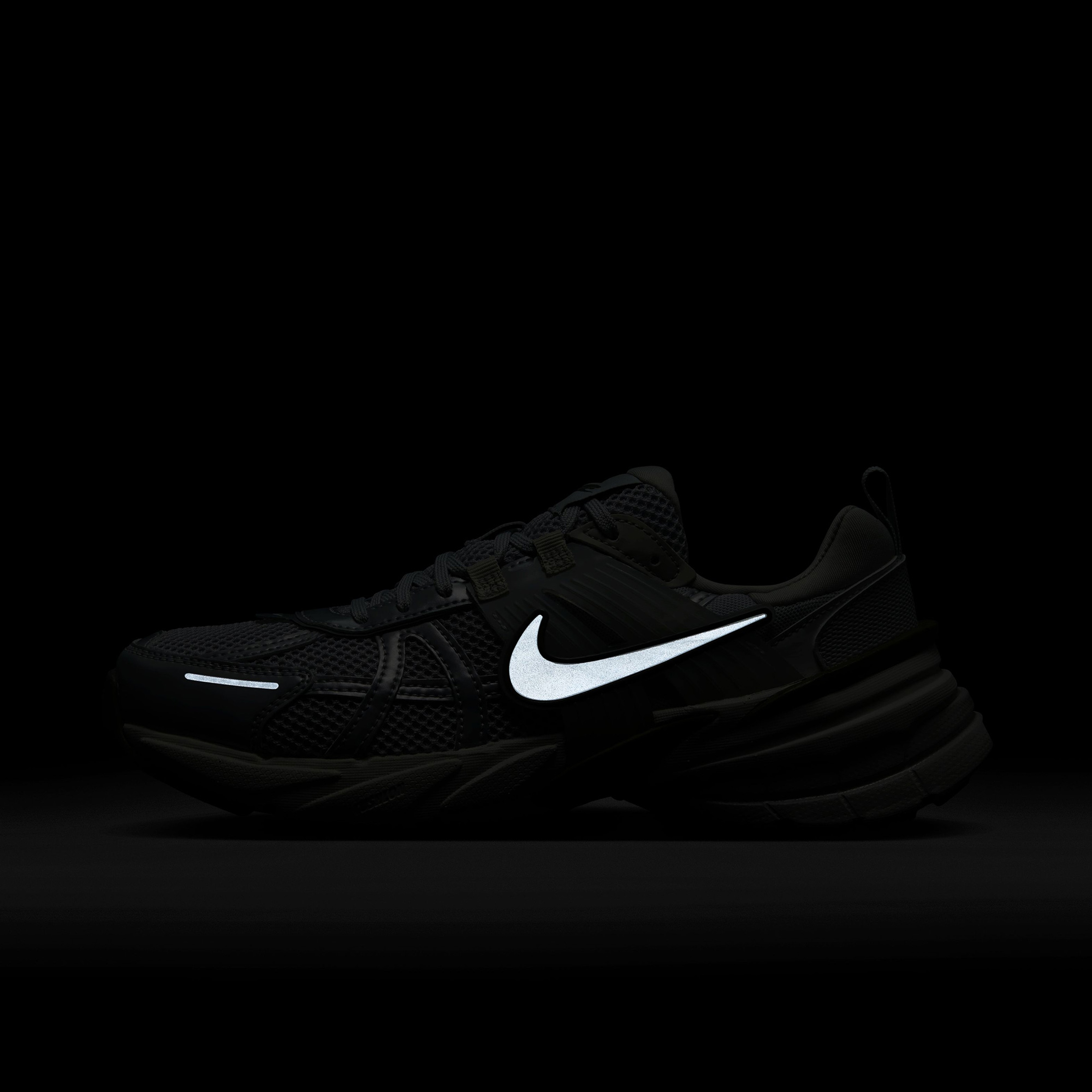 Nike V2K Run Kadın Beyaz Sneaker